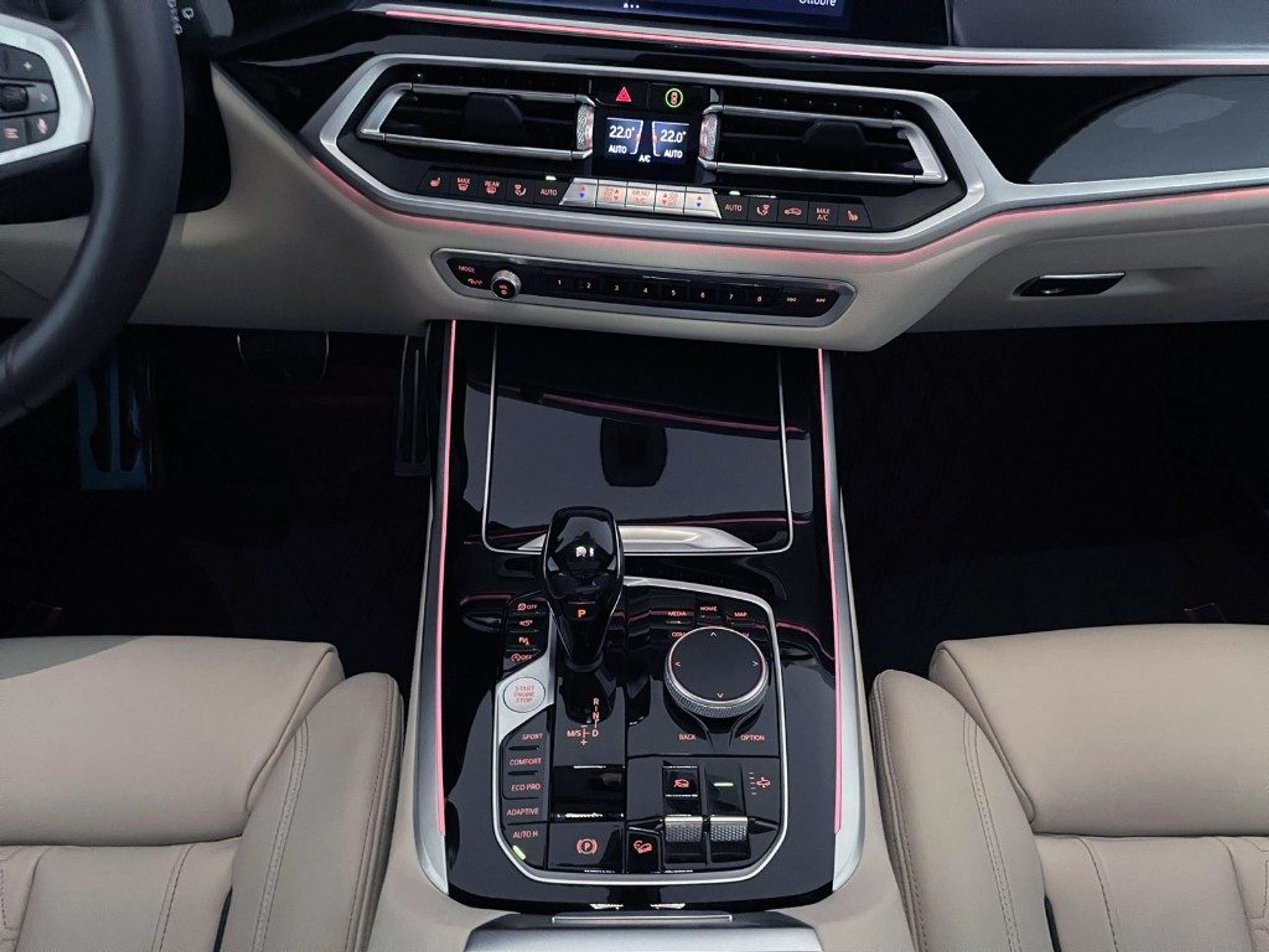 BMW - X7