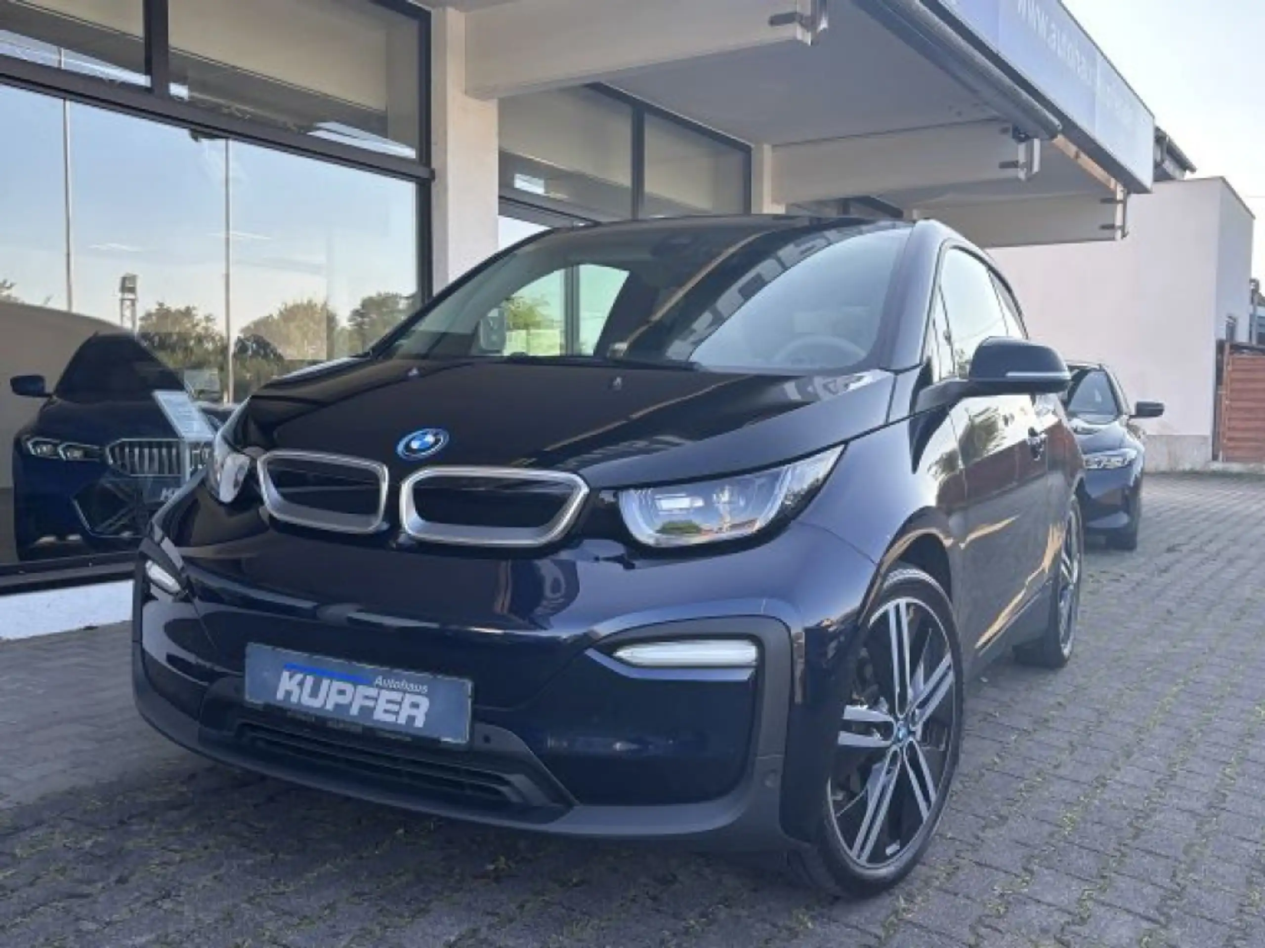 BMW - i3