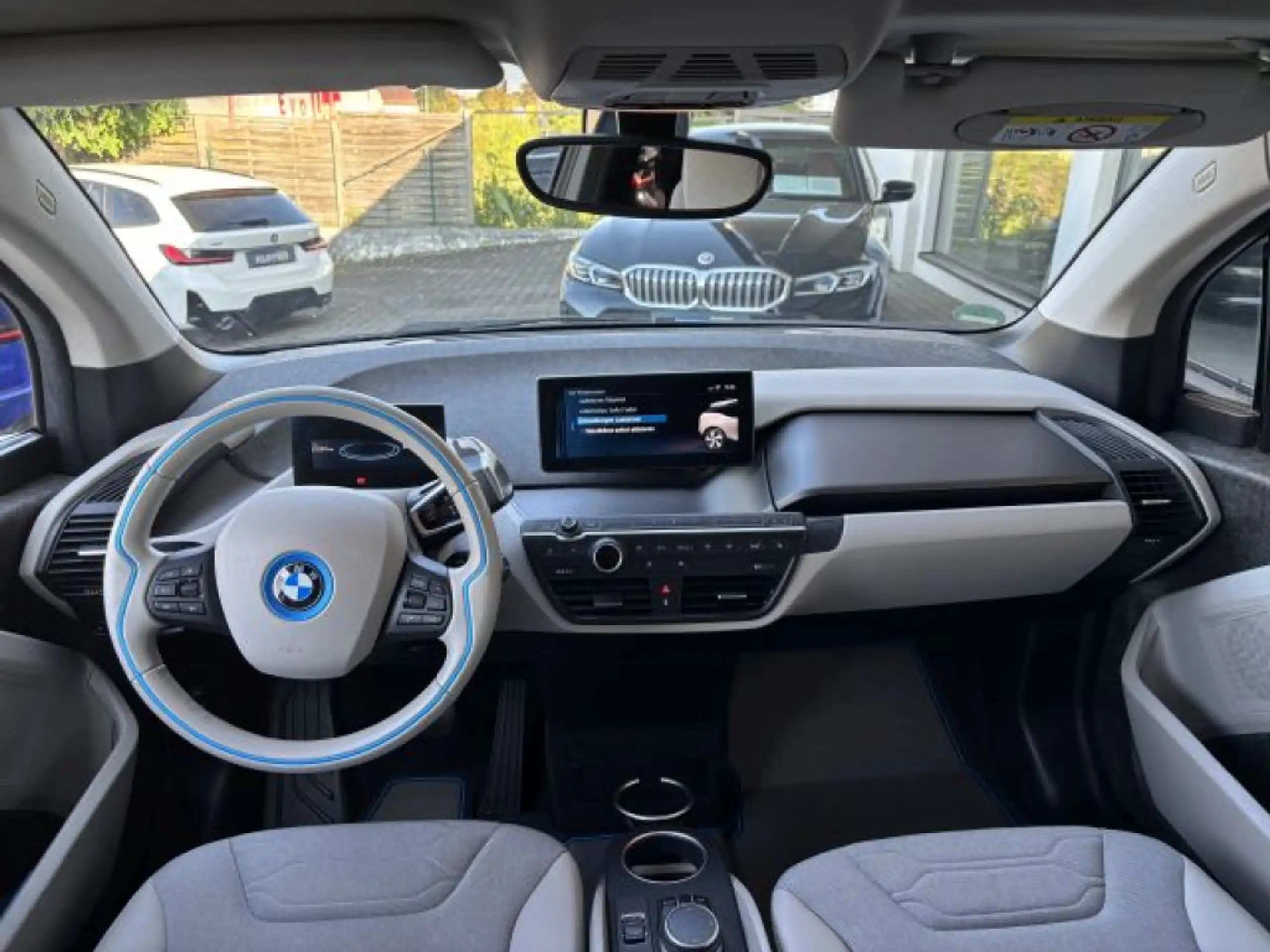 BMW - i3