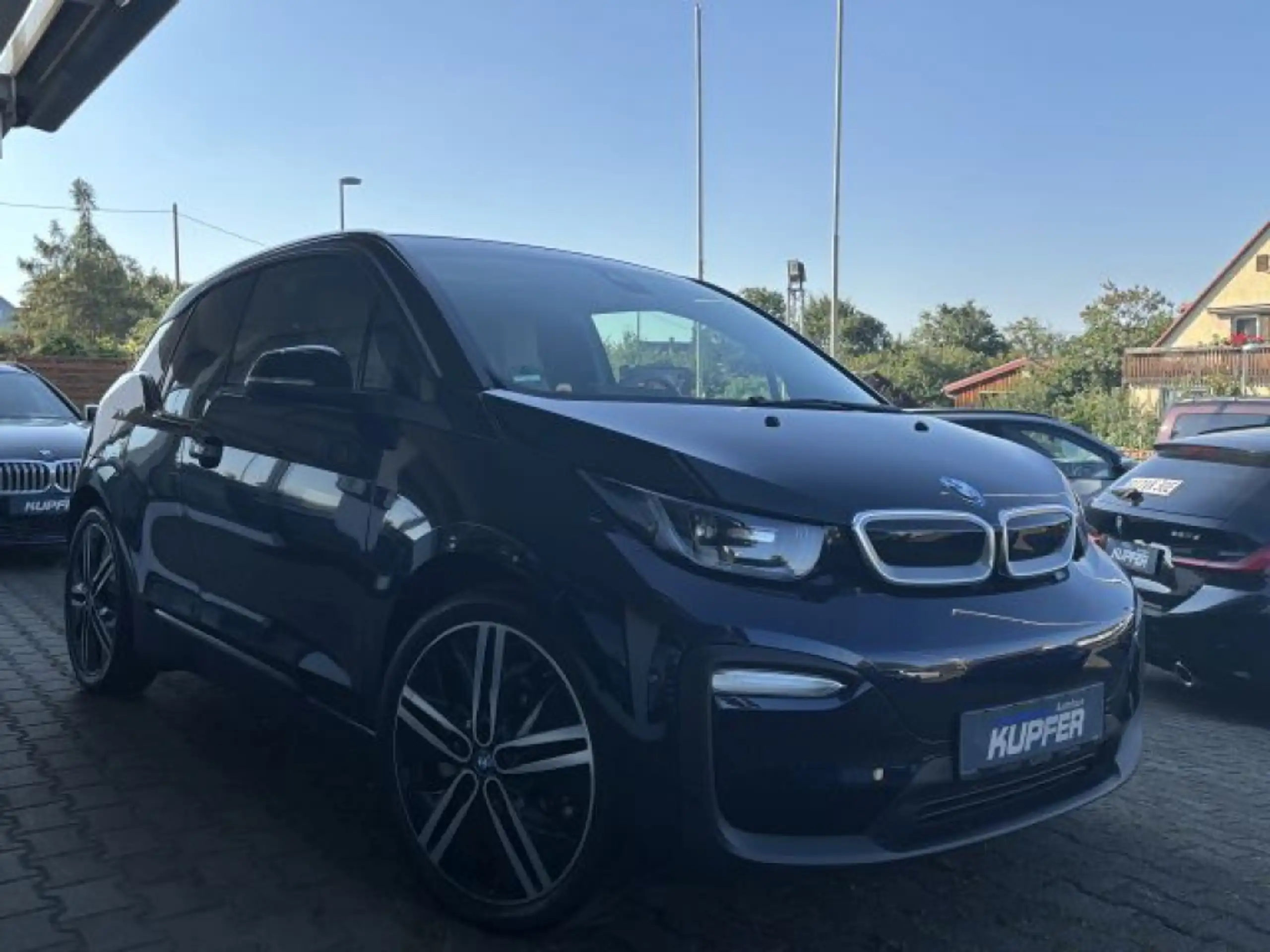 BMW - i3