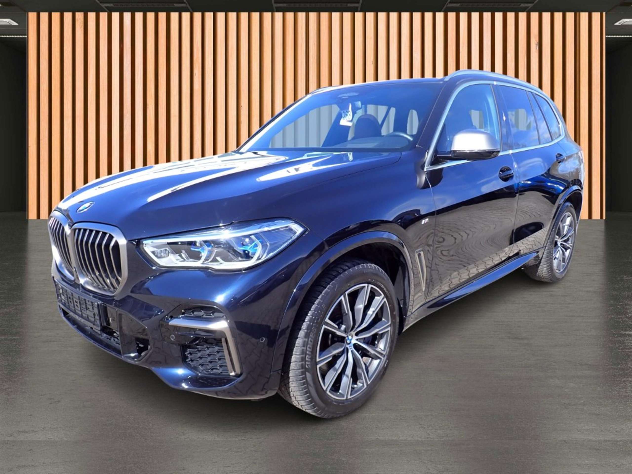 BMW - X5 M