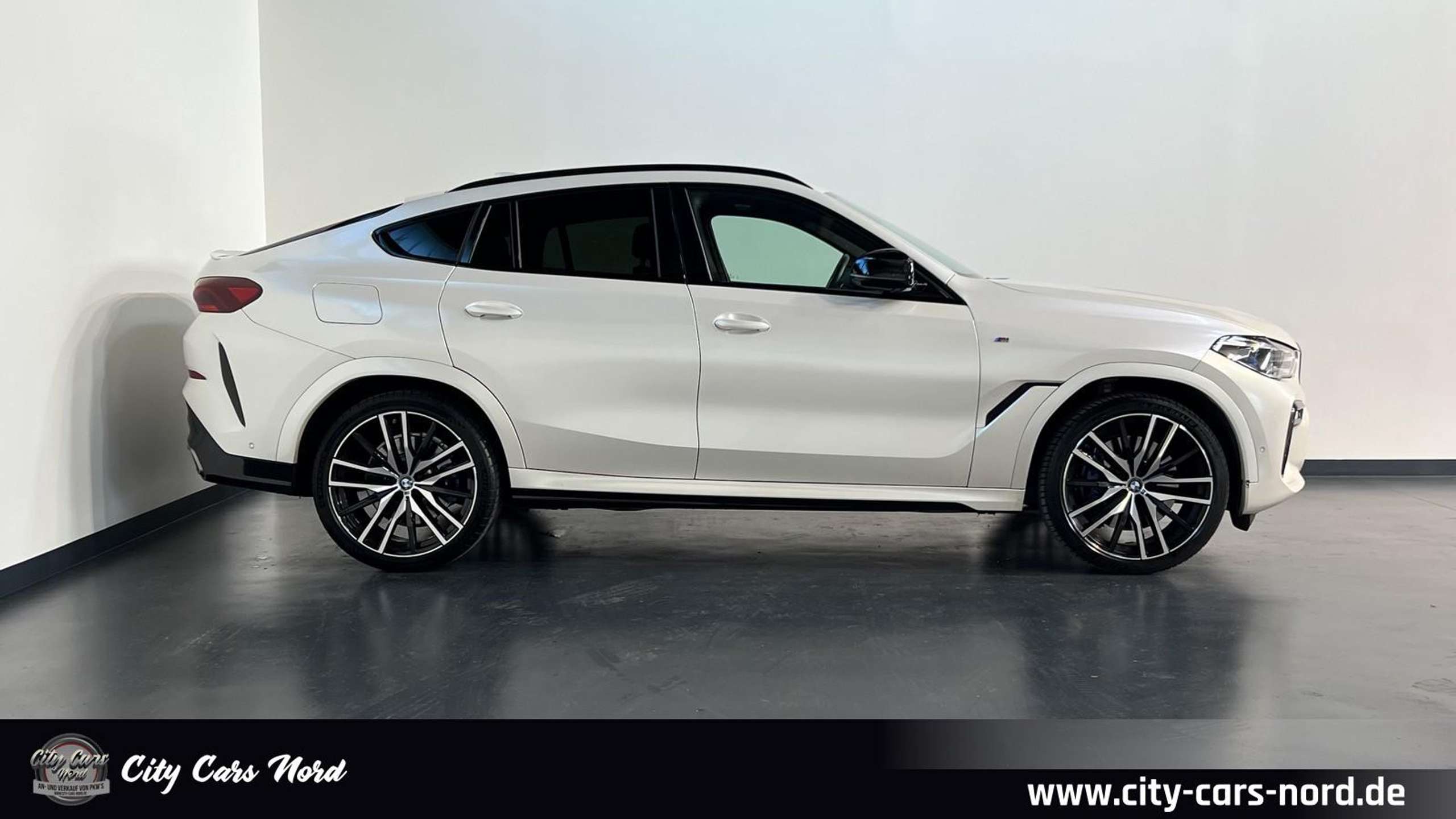 BMW - X6