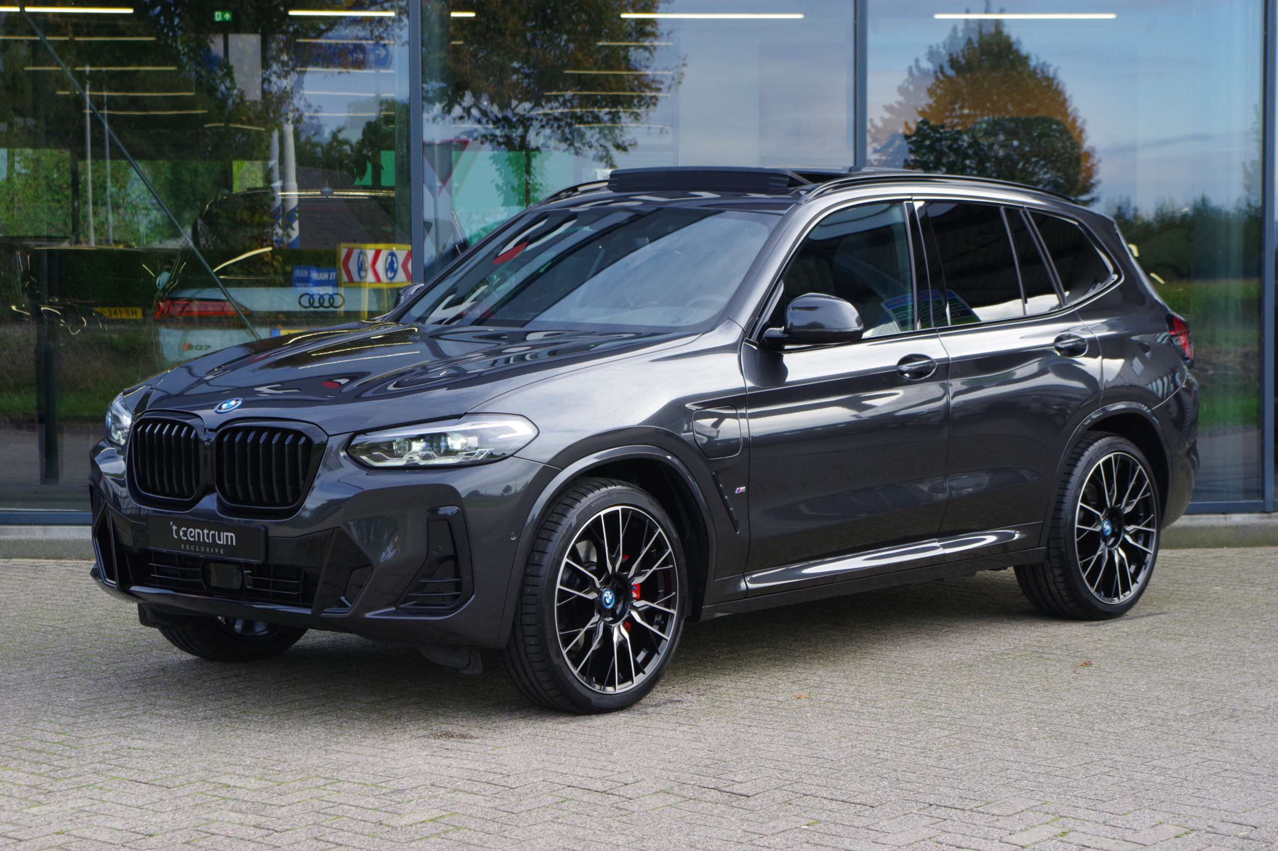 BMW - X3