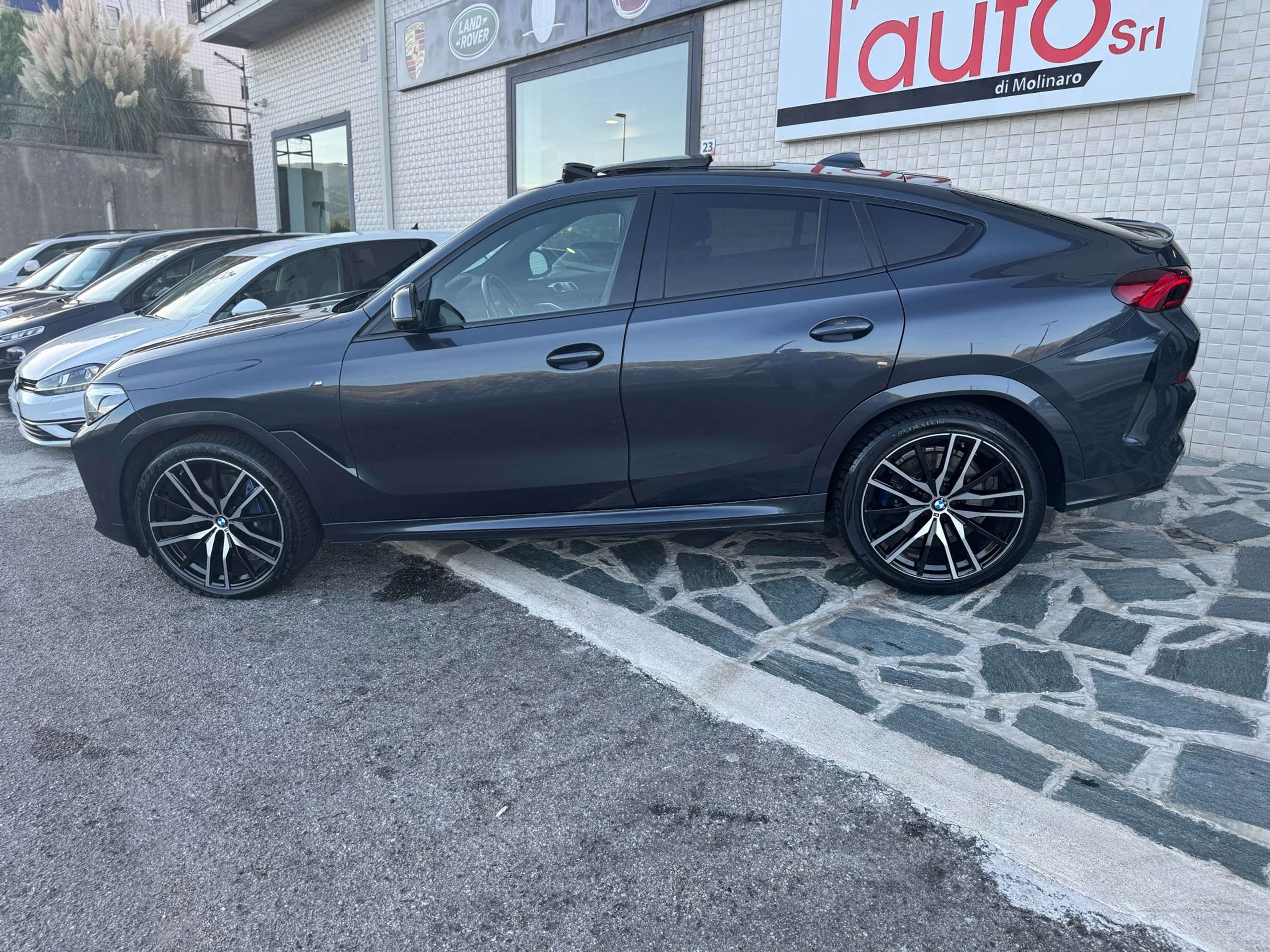 BMW - X6