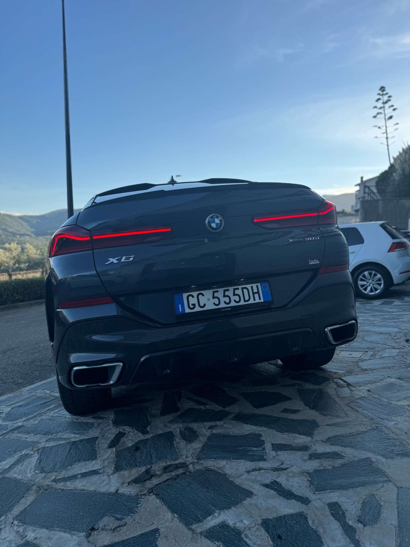 BMW - X6