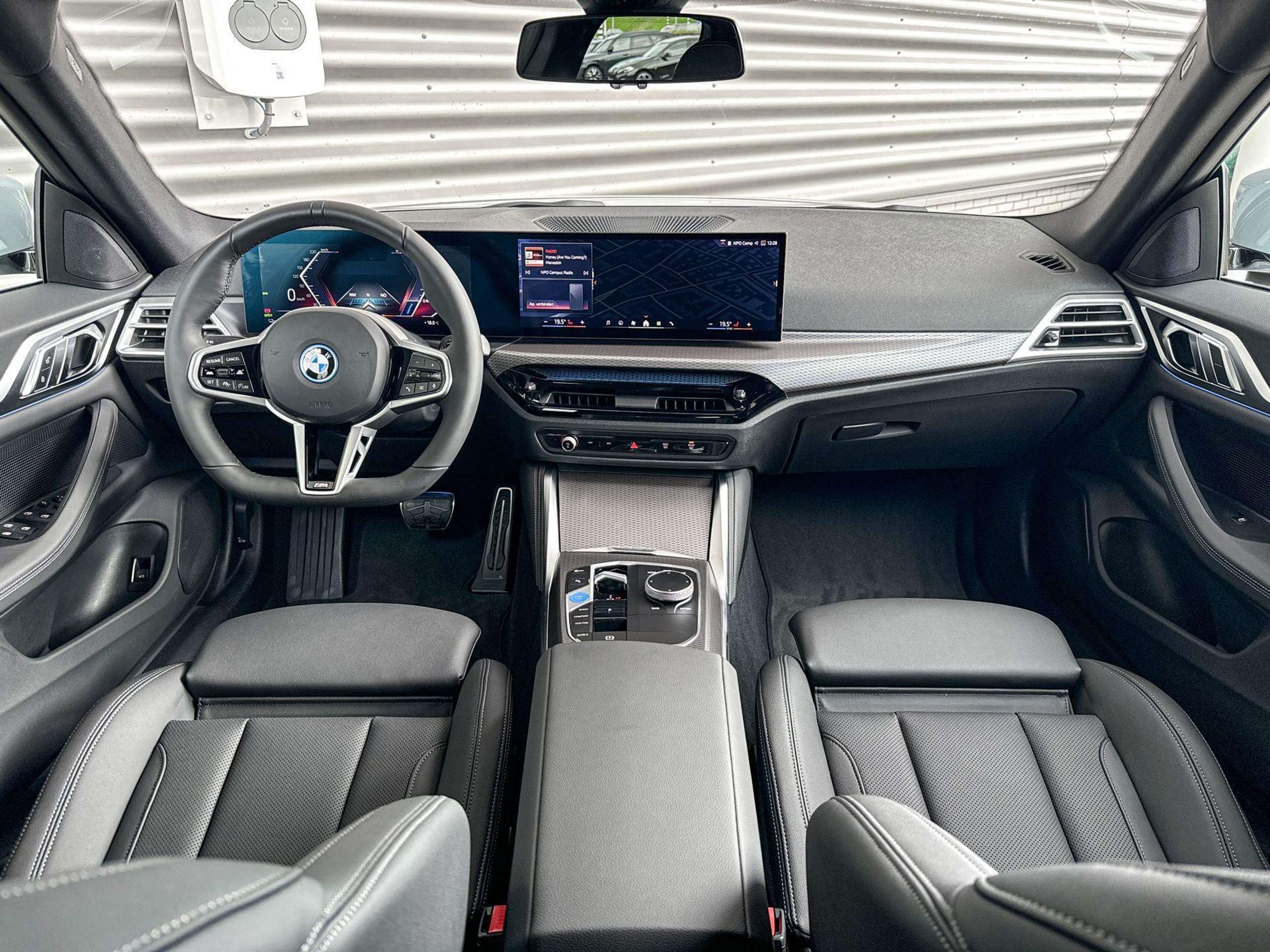 BMW - i4