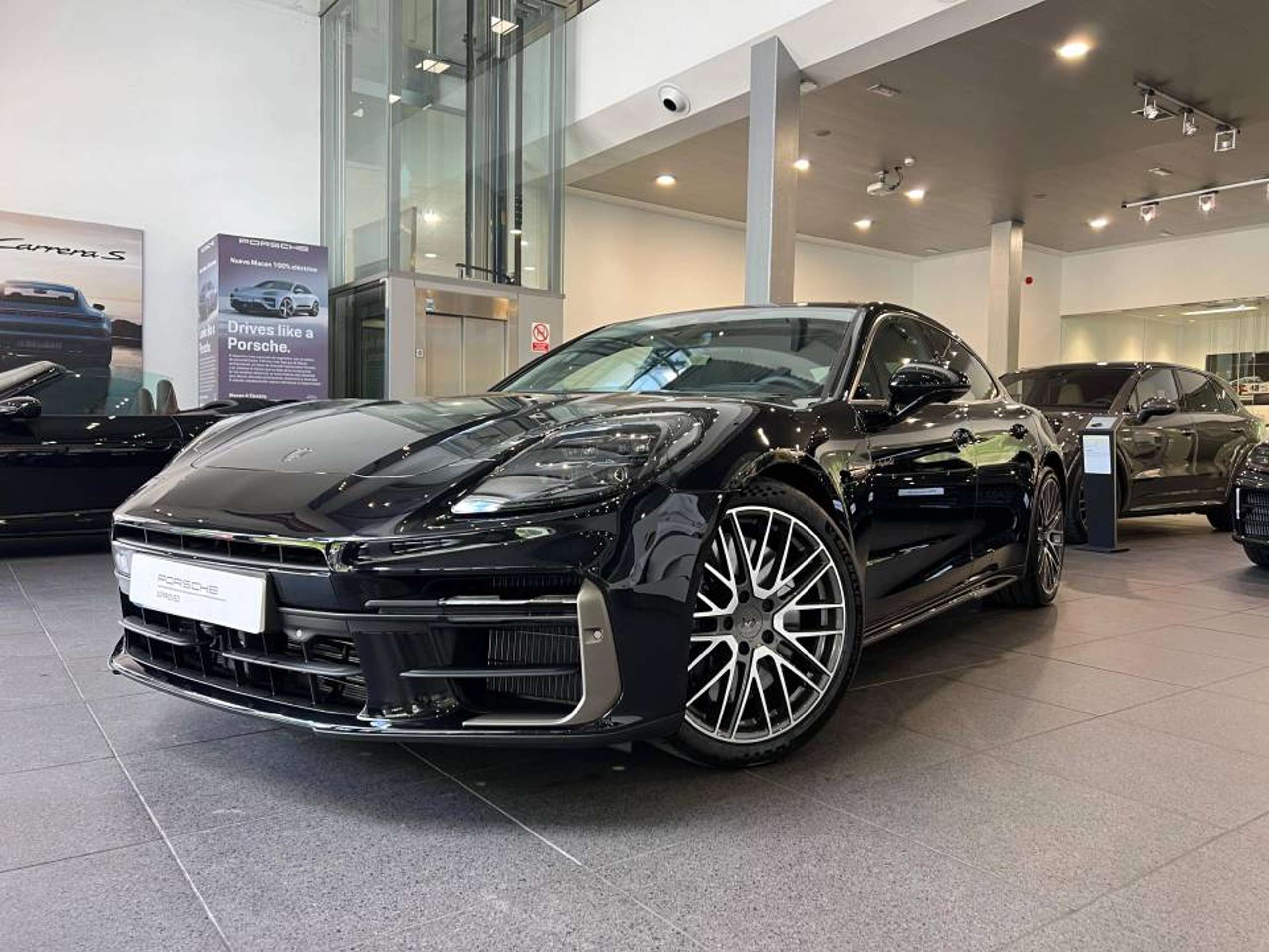 Porsche - Panamera