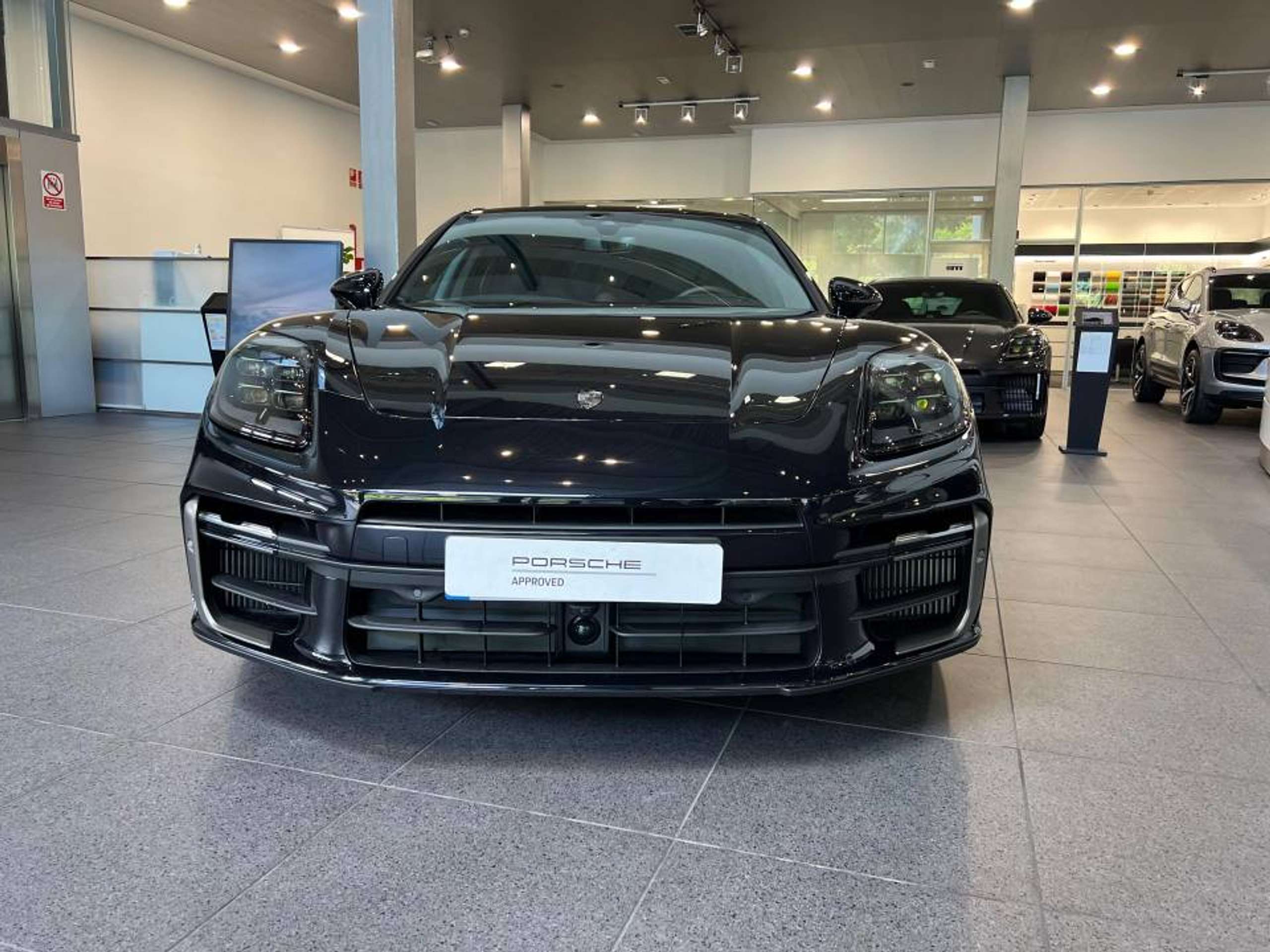 Porsche - Panamera