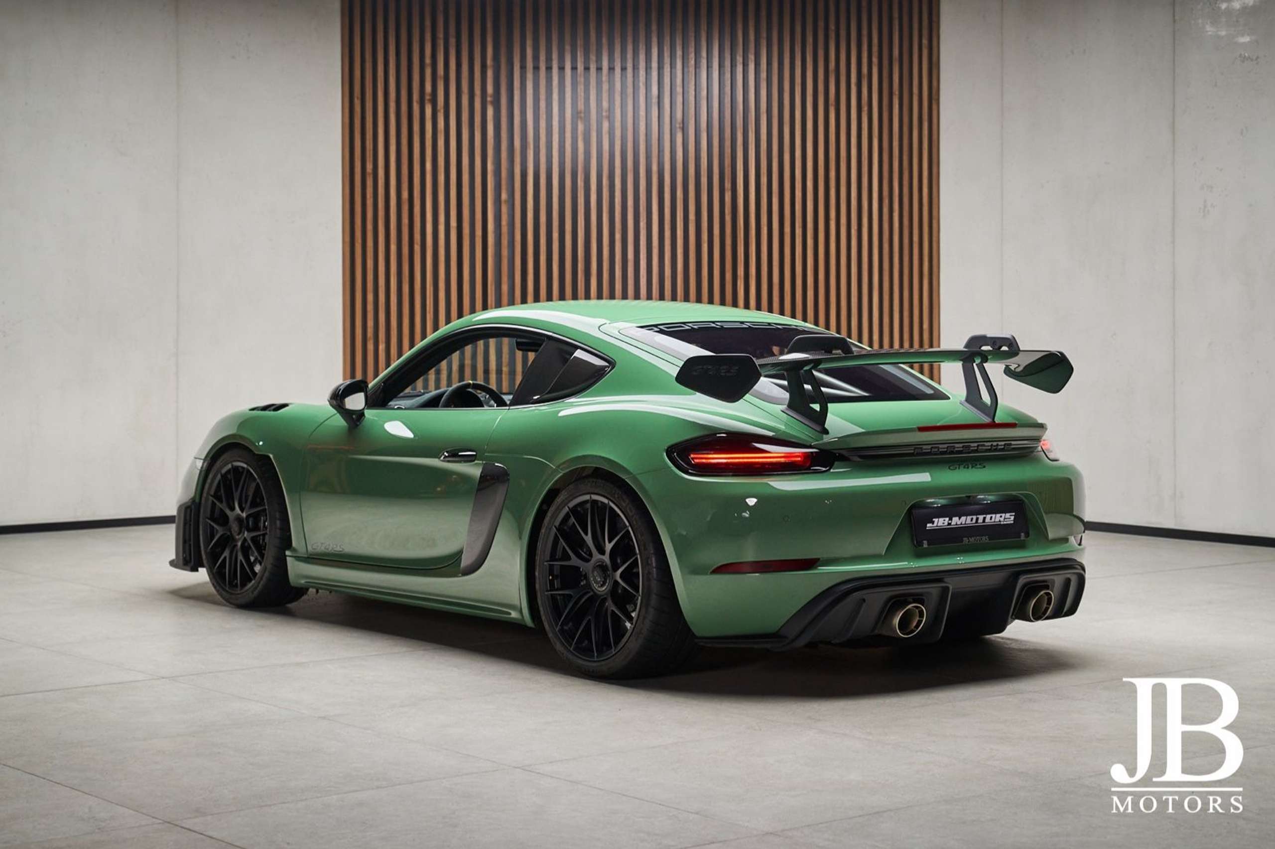 Porsche - Cayman