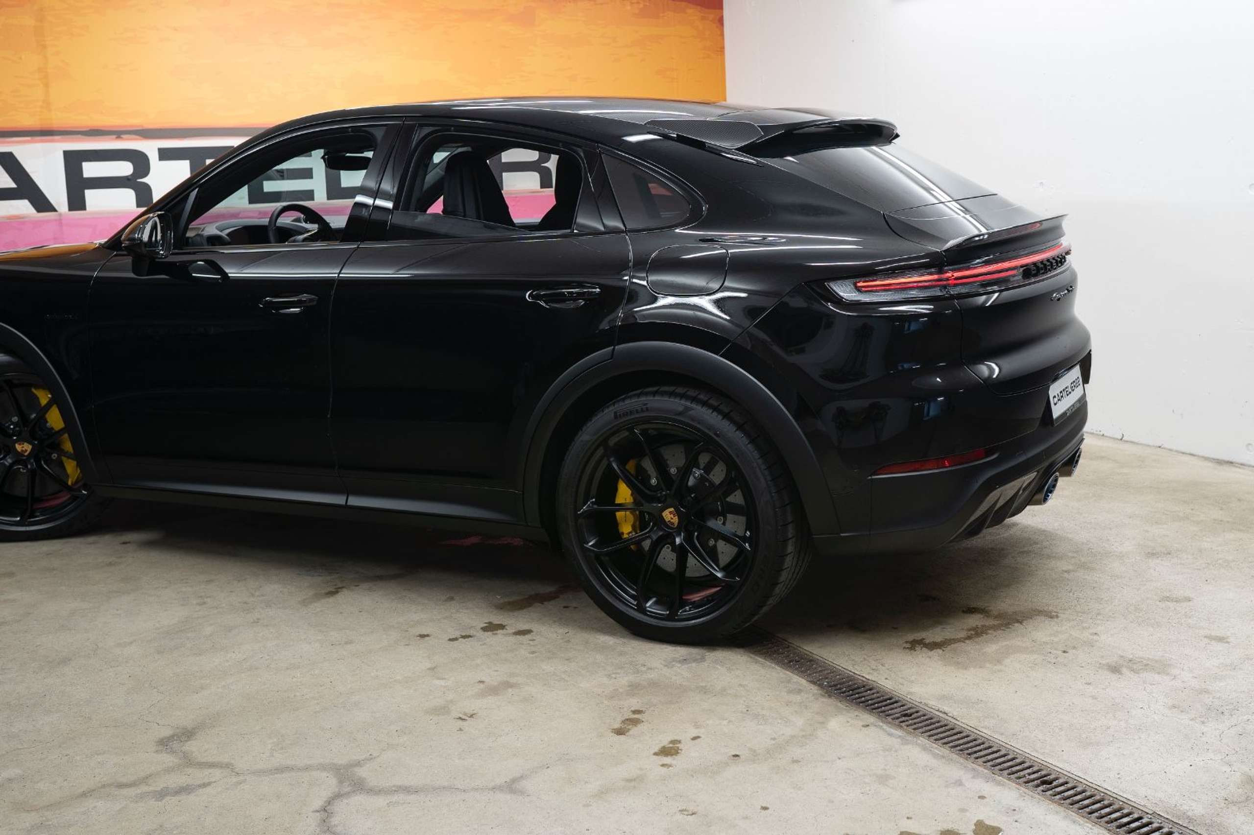 Porsche - Cayenne