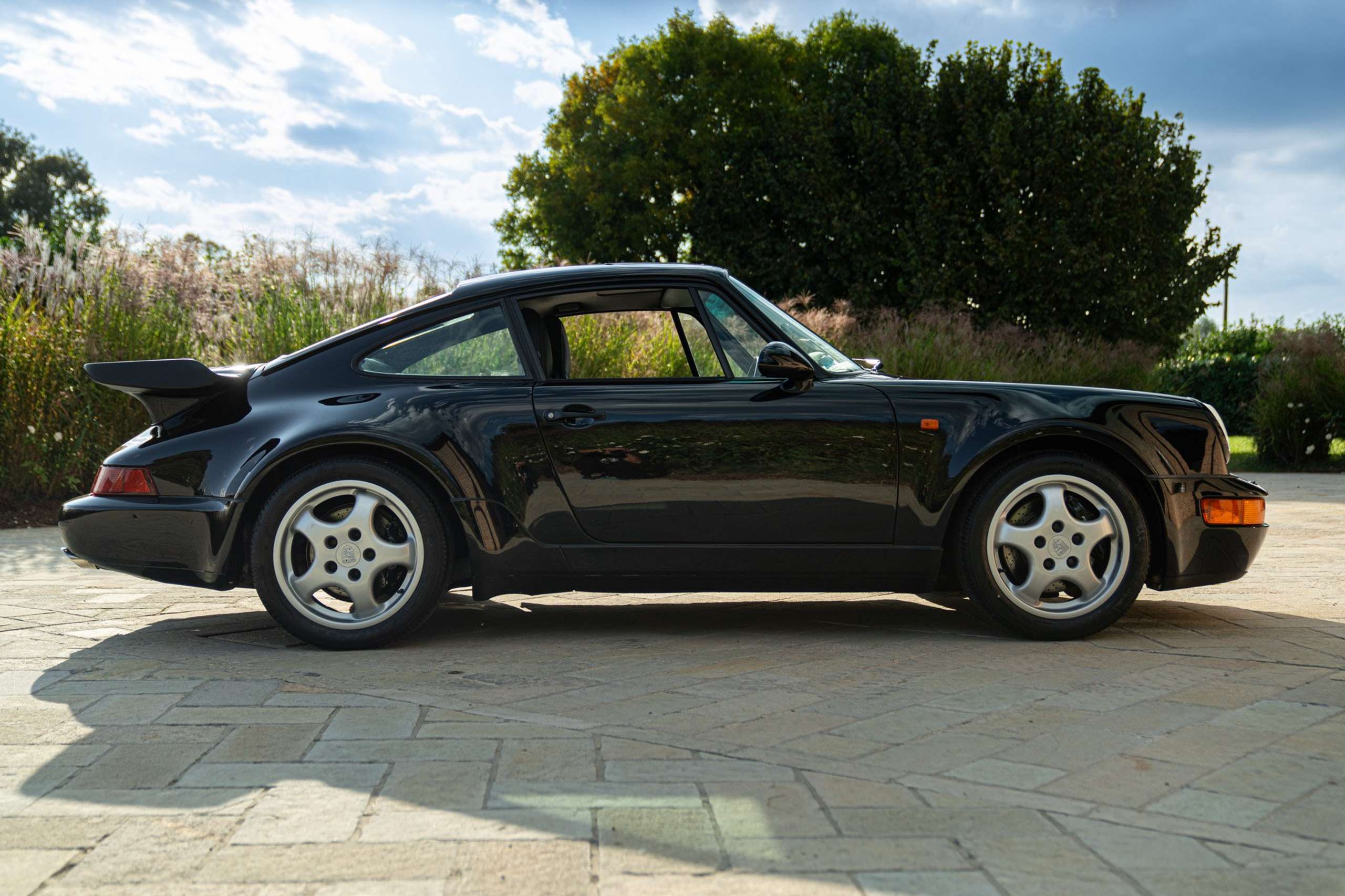 Porsche - 964