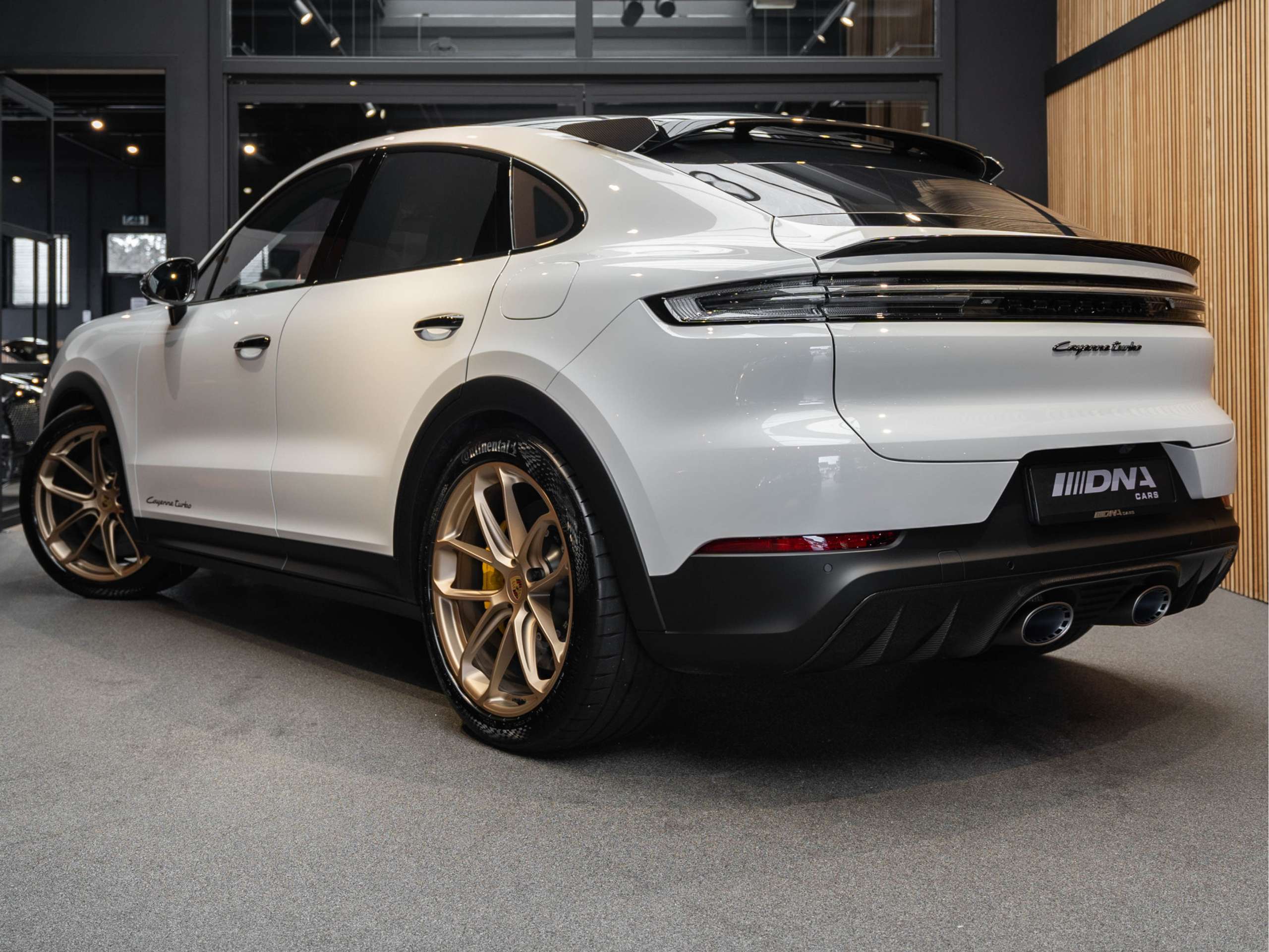 Porsche - Cayenne