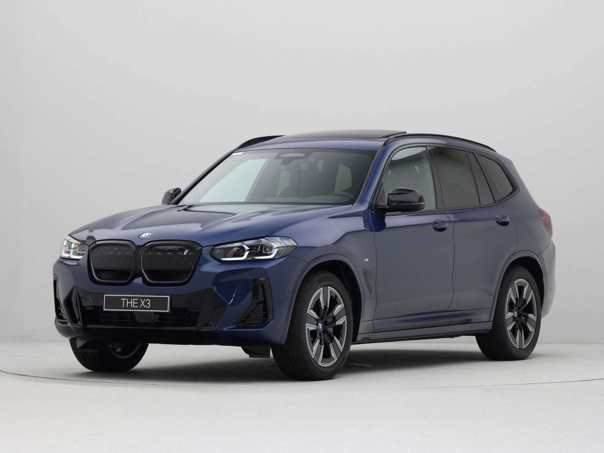 BMW - iX3