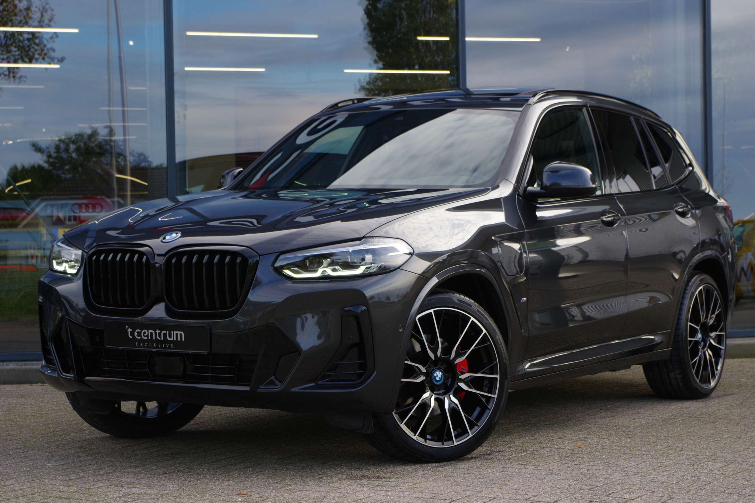 BMW - X3