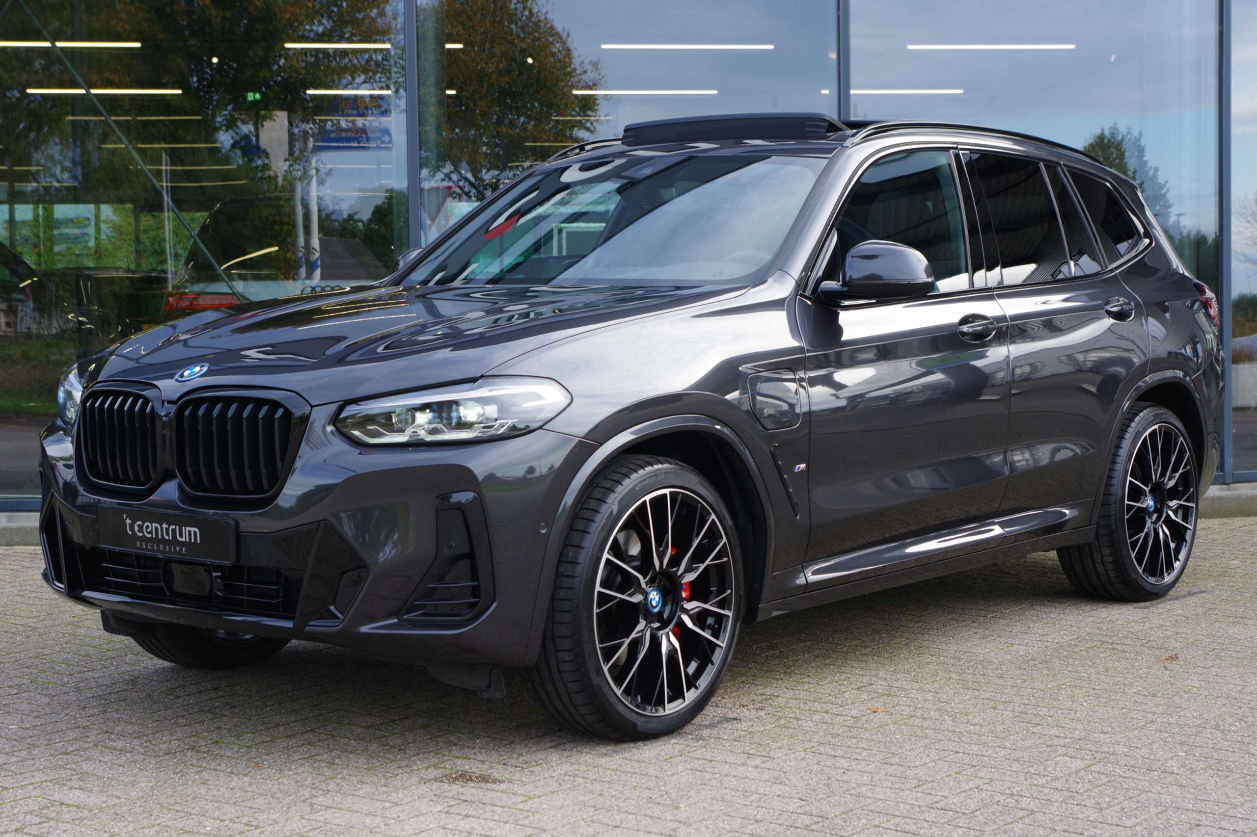 BMW - X3