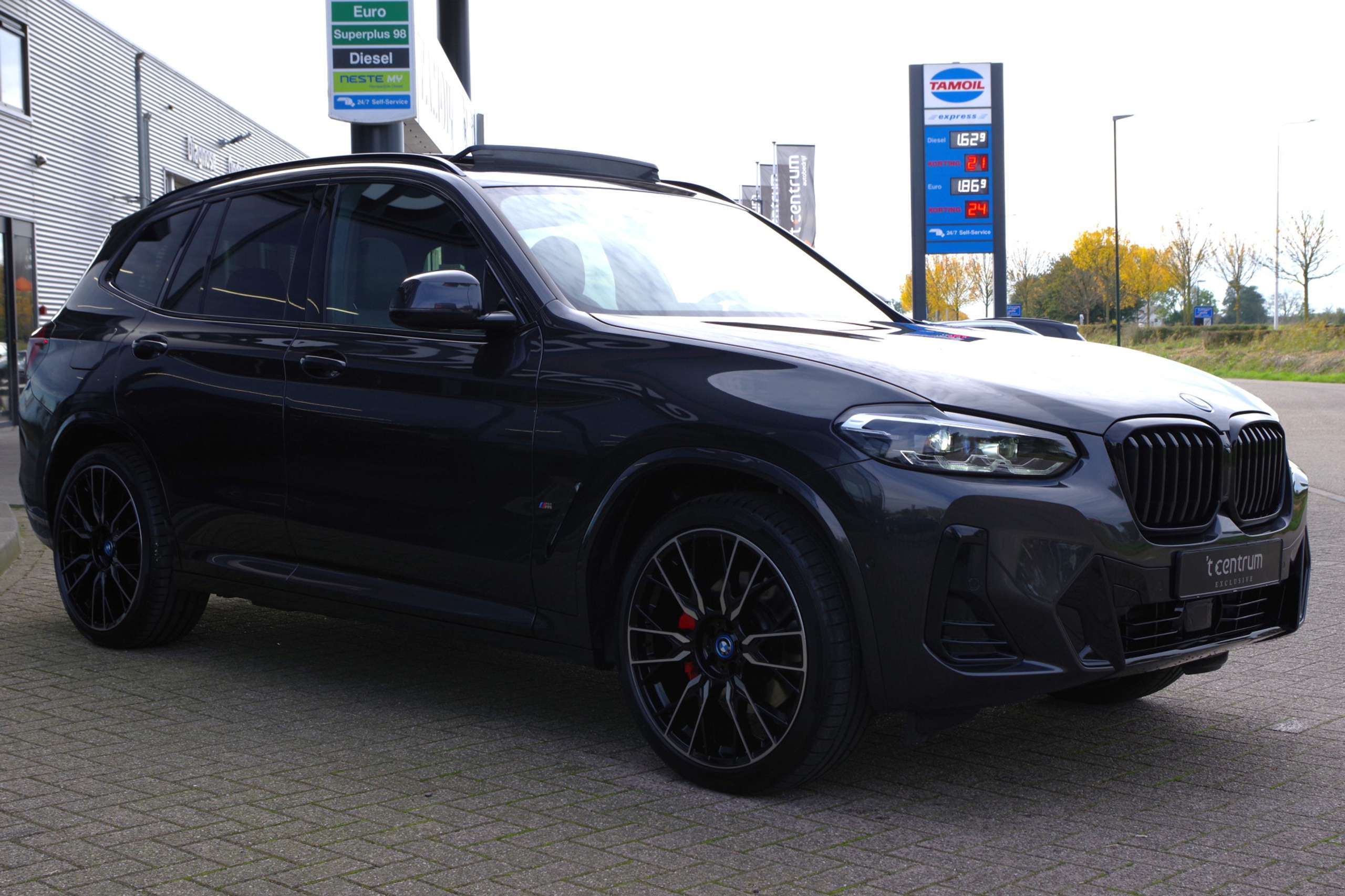 BMW - X3