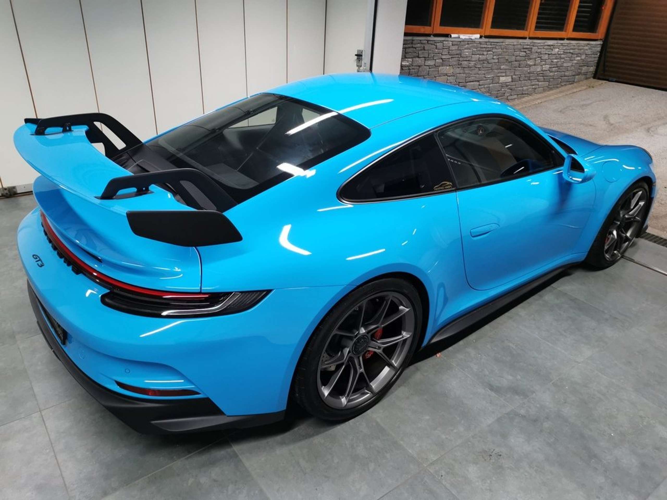 Porsche - 911