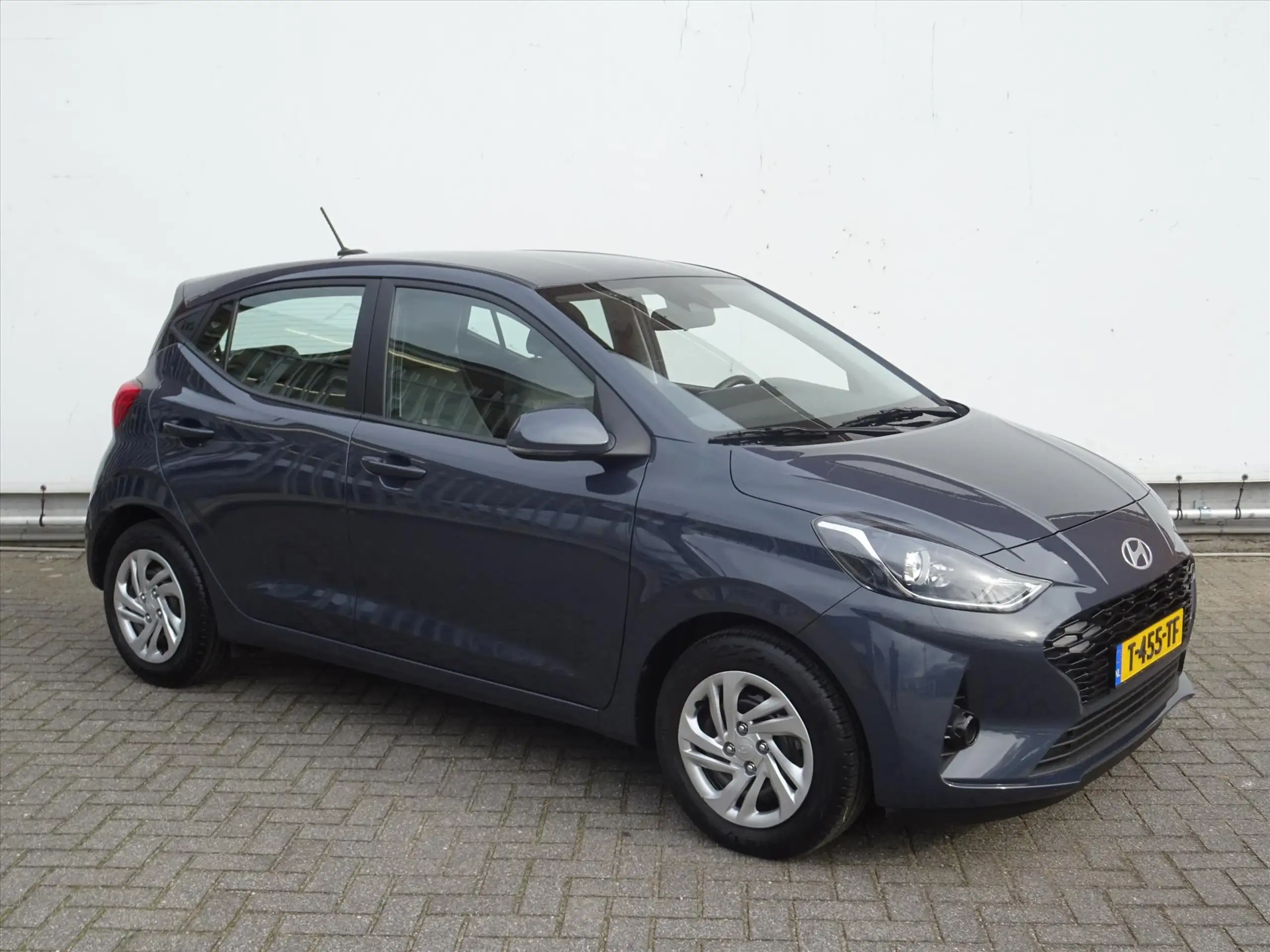 Hyundai - i10