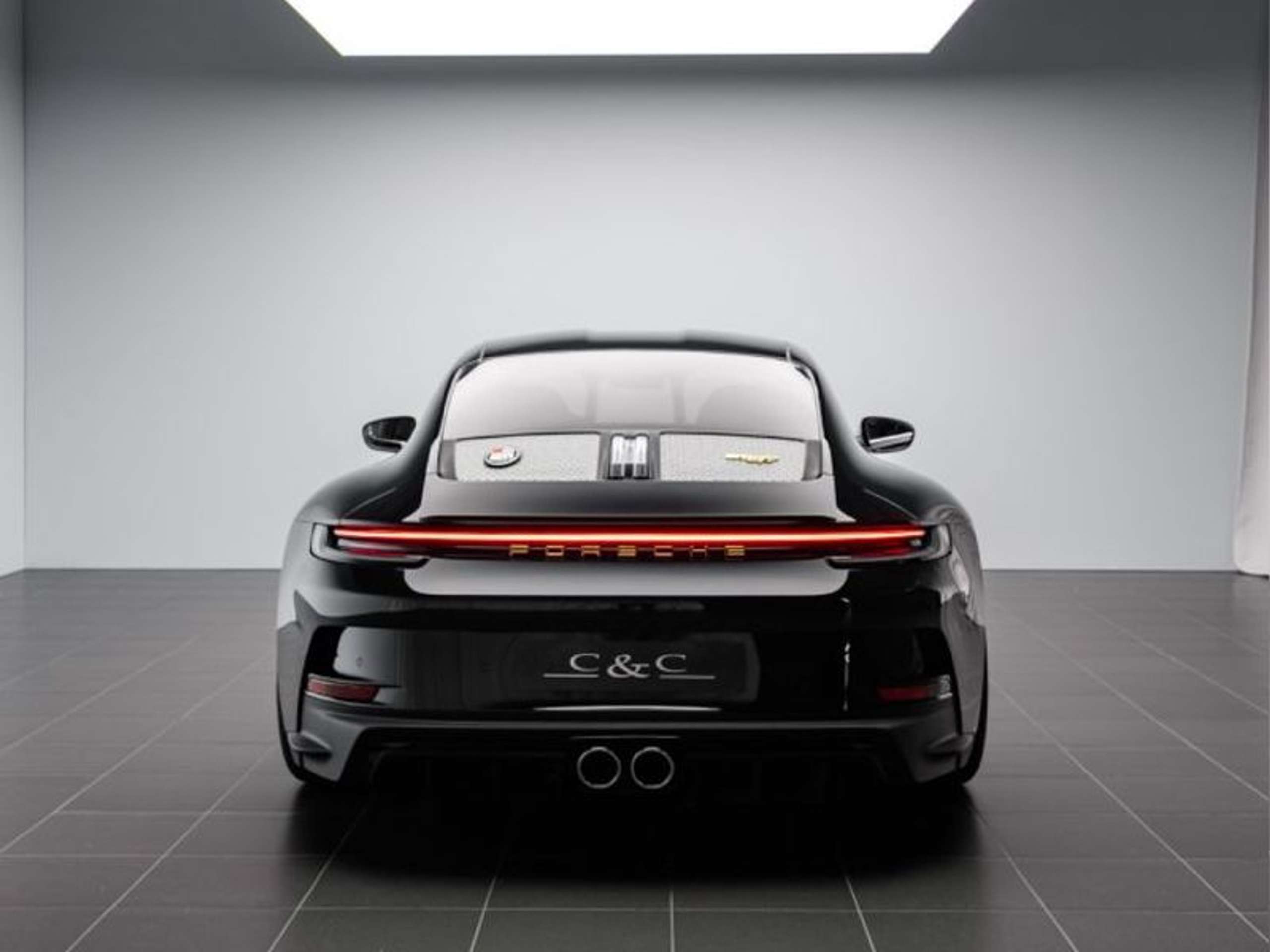 Porsche 992 2025