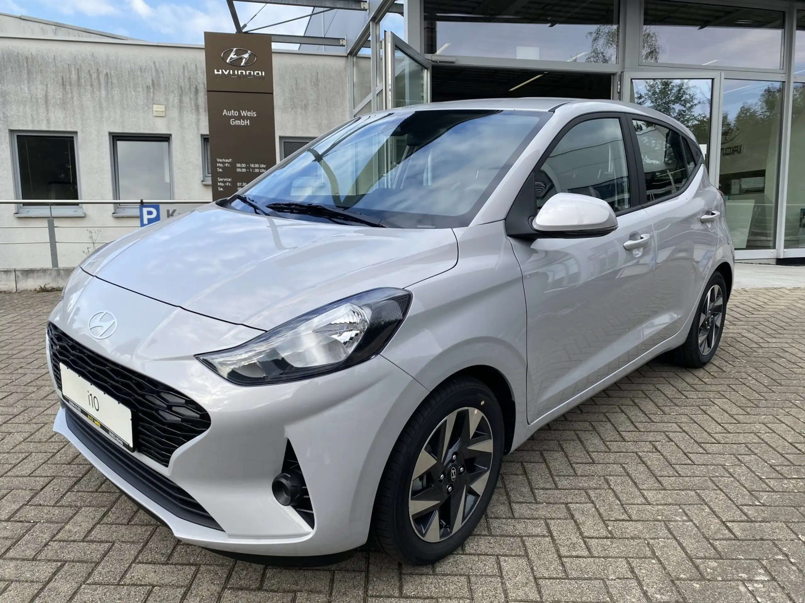 Hyundai - i10