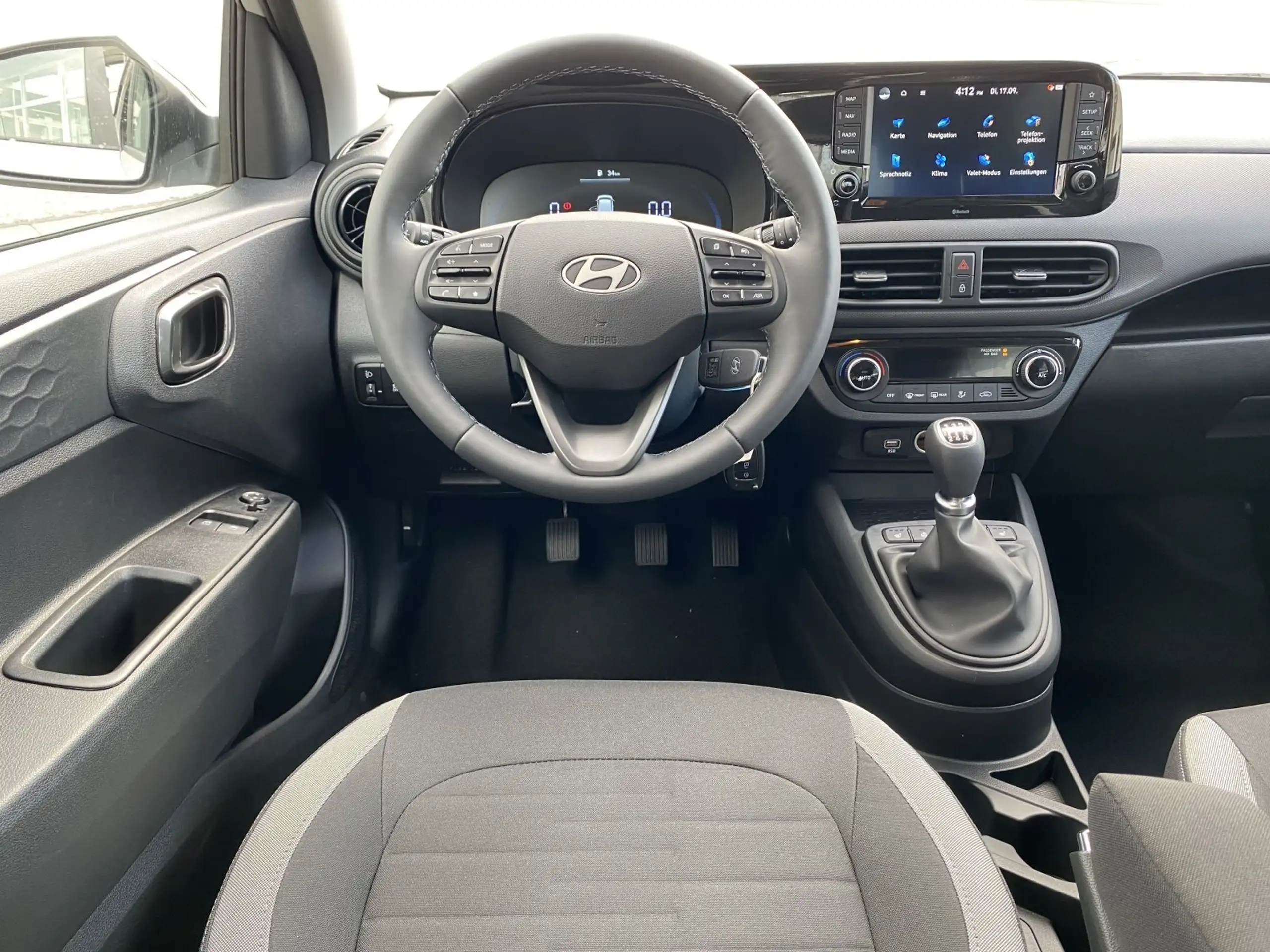 Hyundai - i10