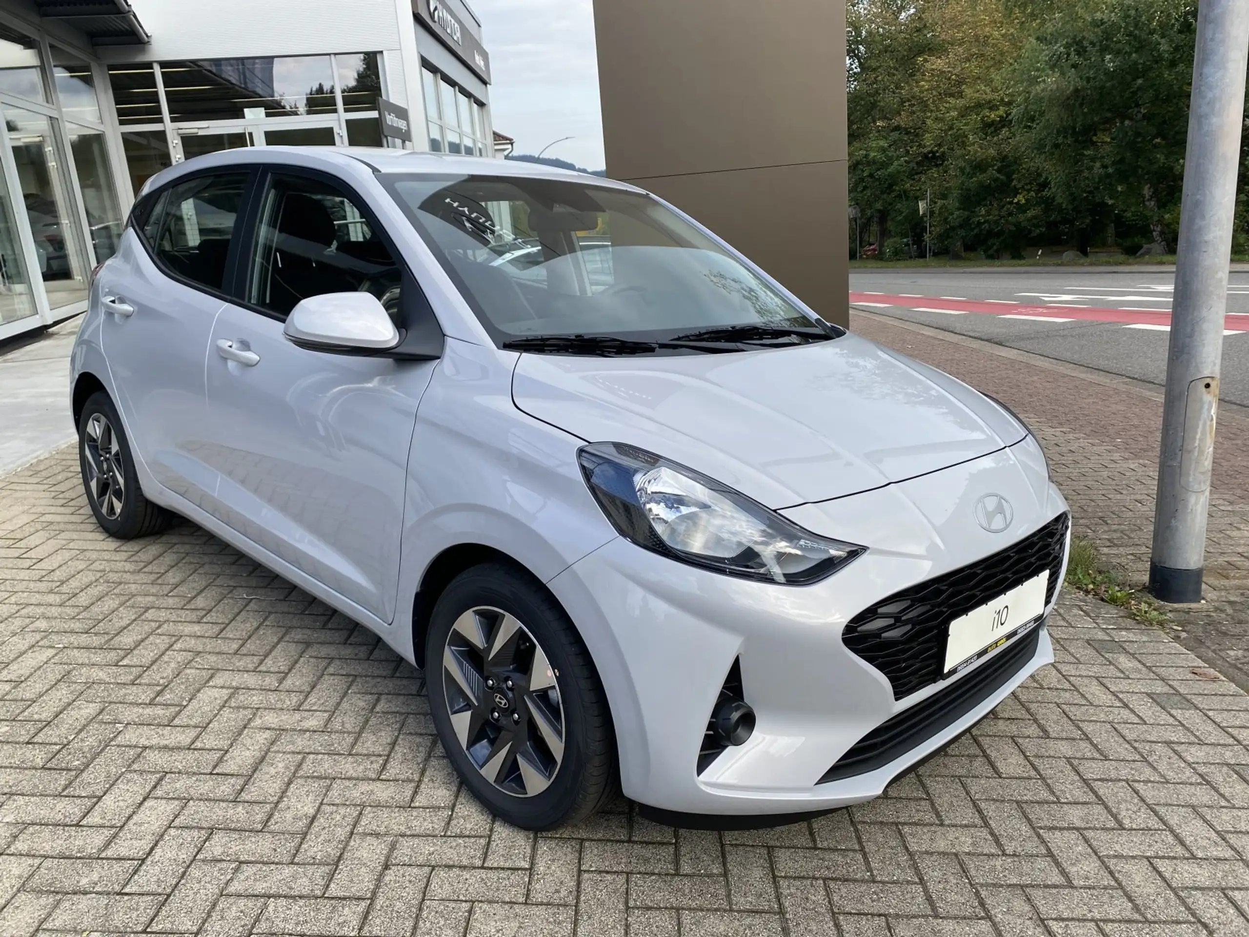 Hyundai - i10