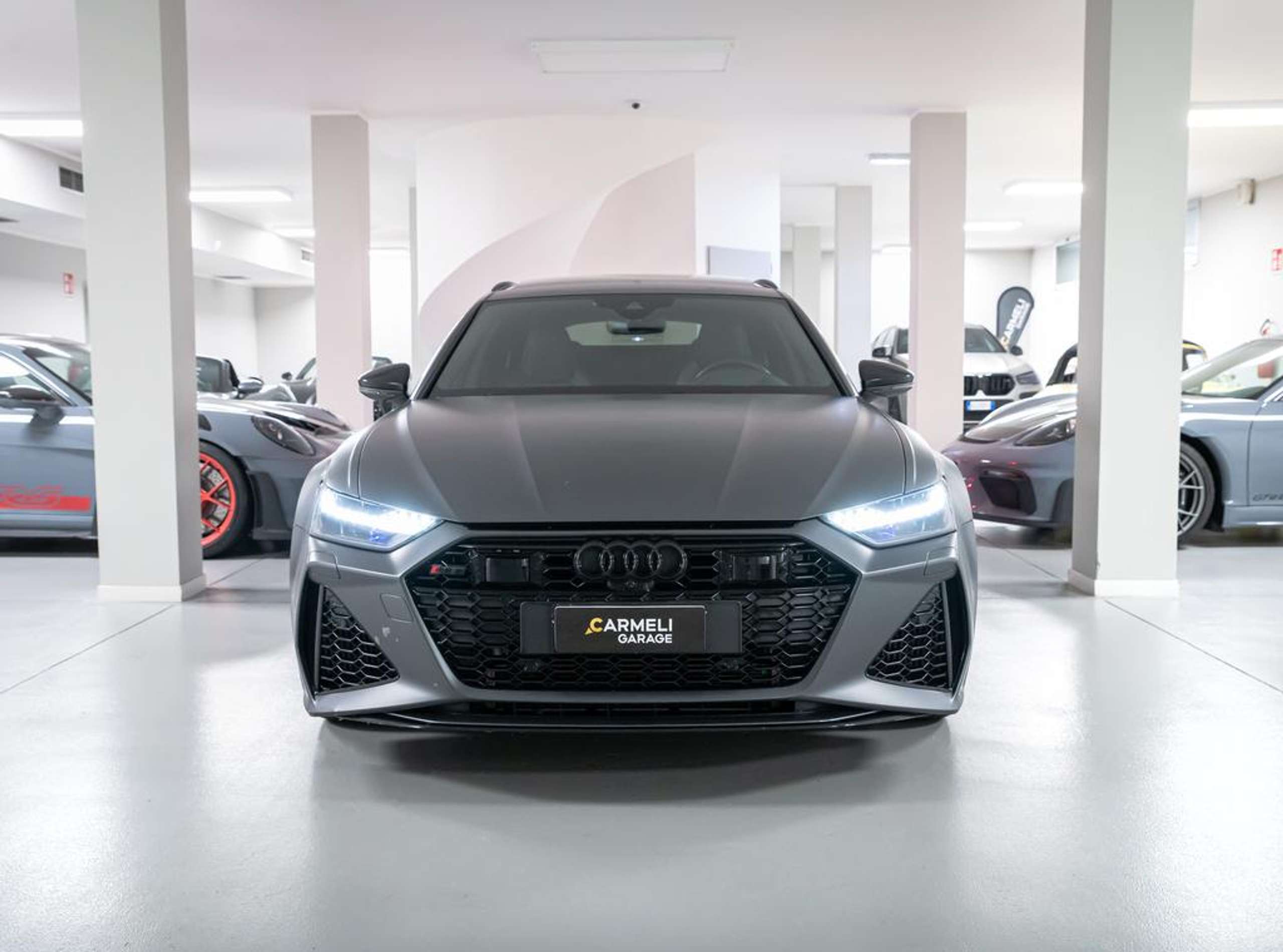 Audi - RS6