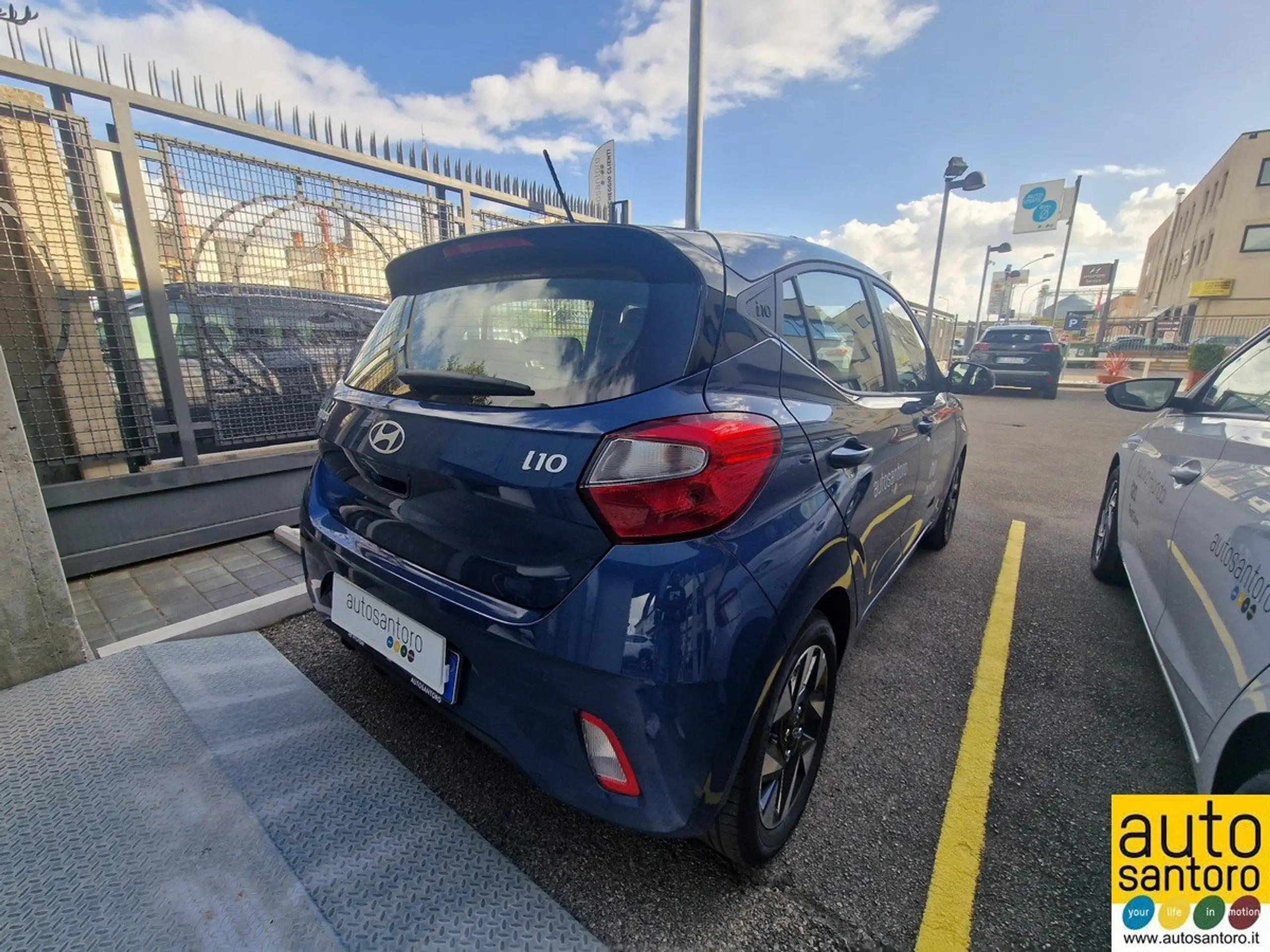 Hyundai - i10