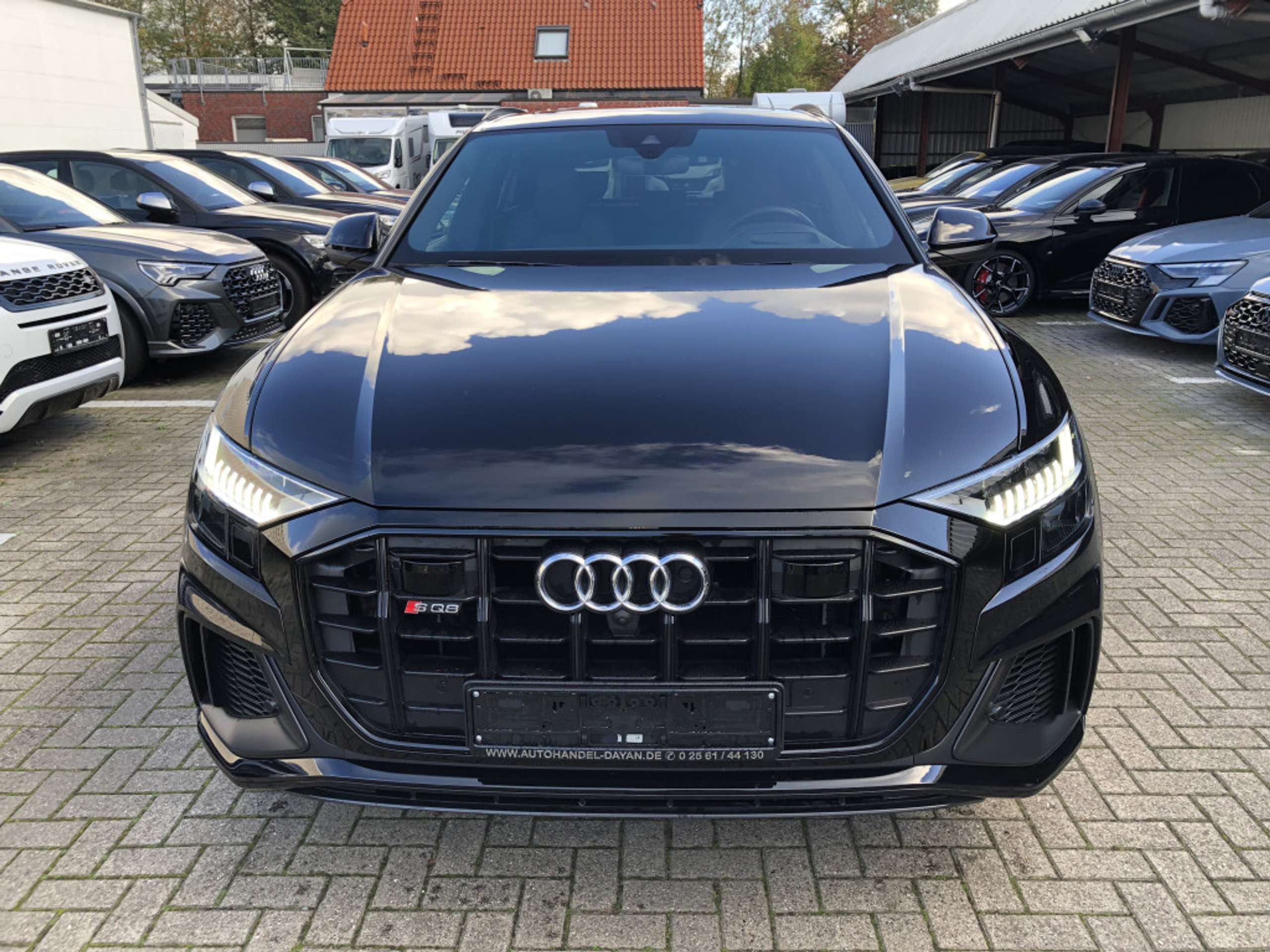 Audi - SQ8