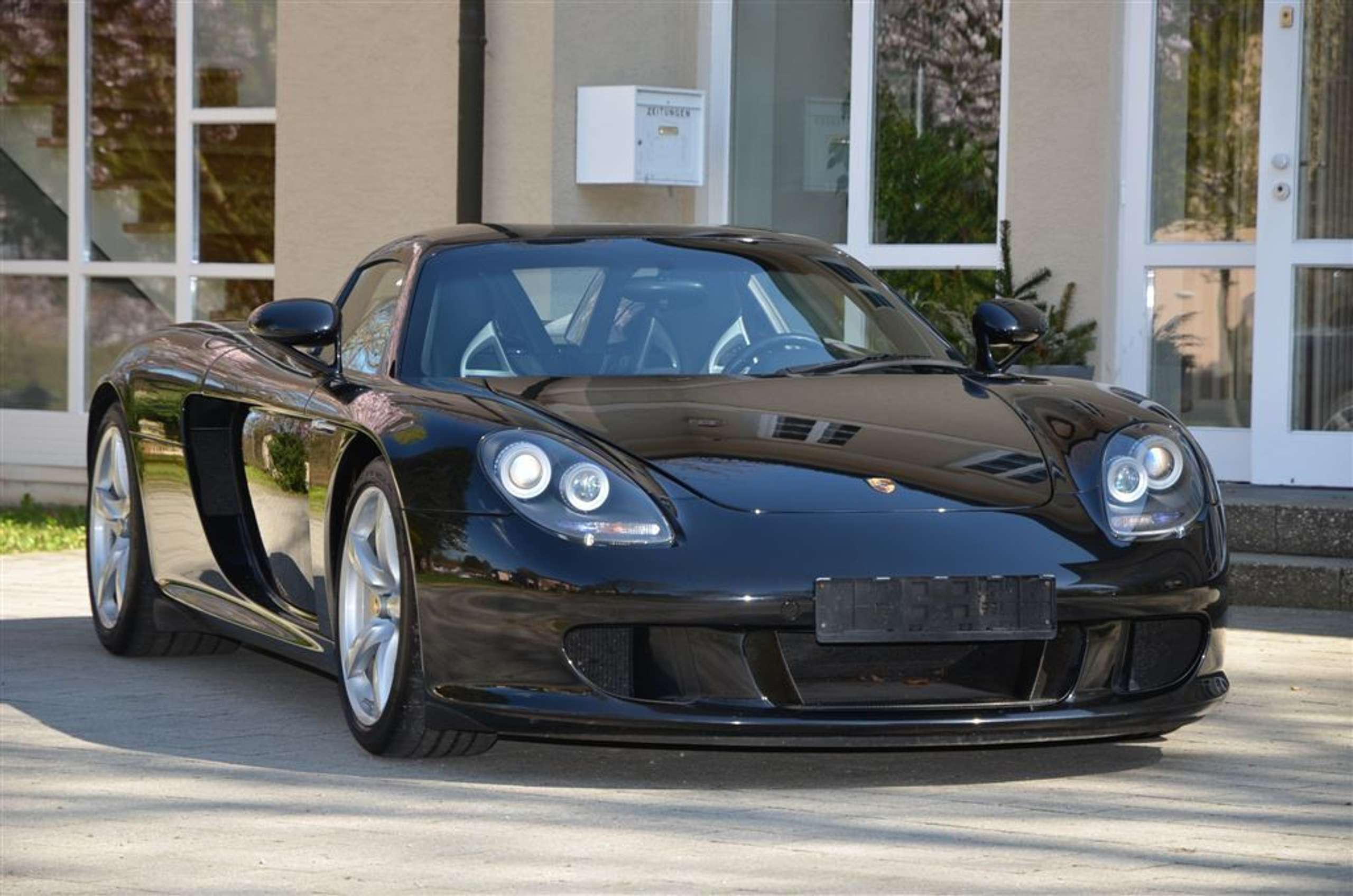 Porsche - Carrera GT