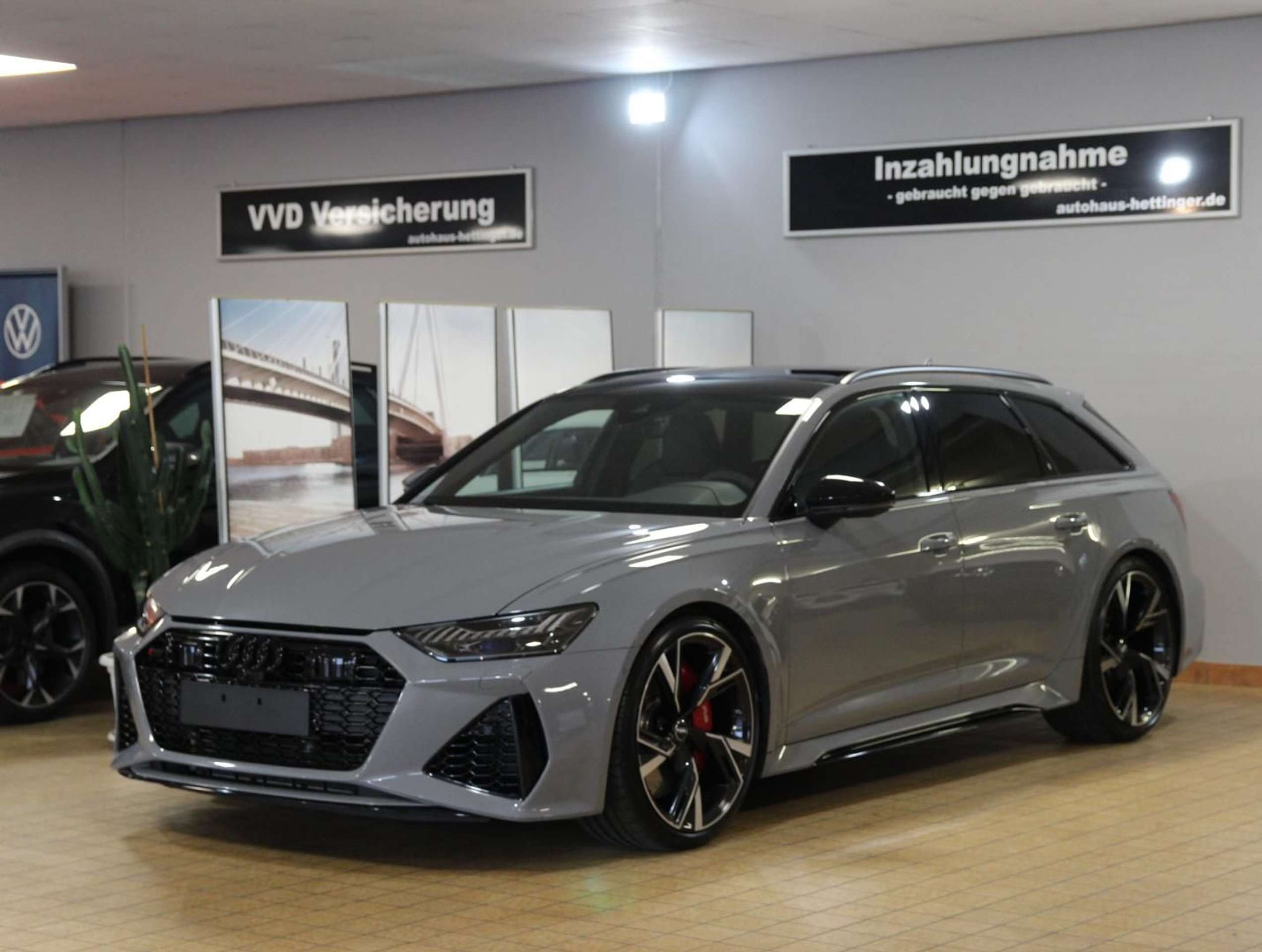 Audi - RS6