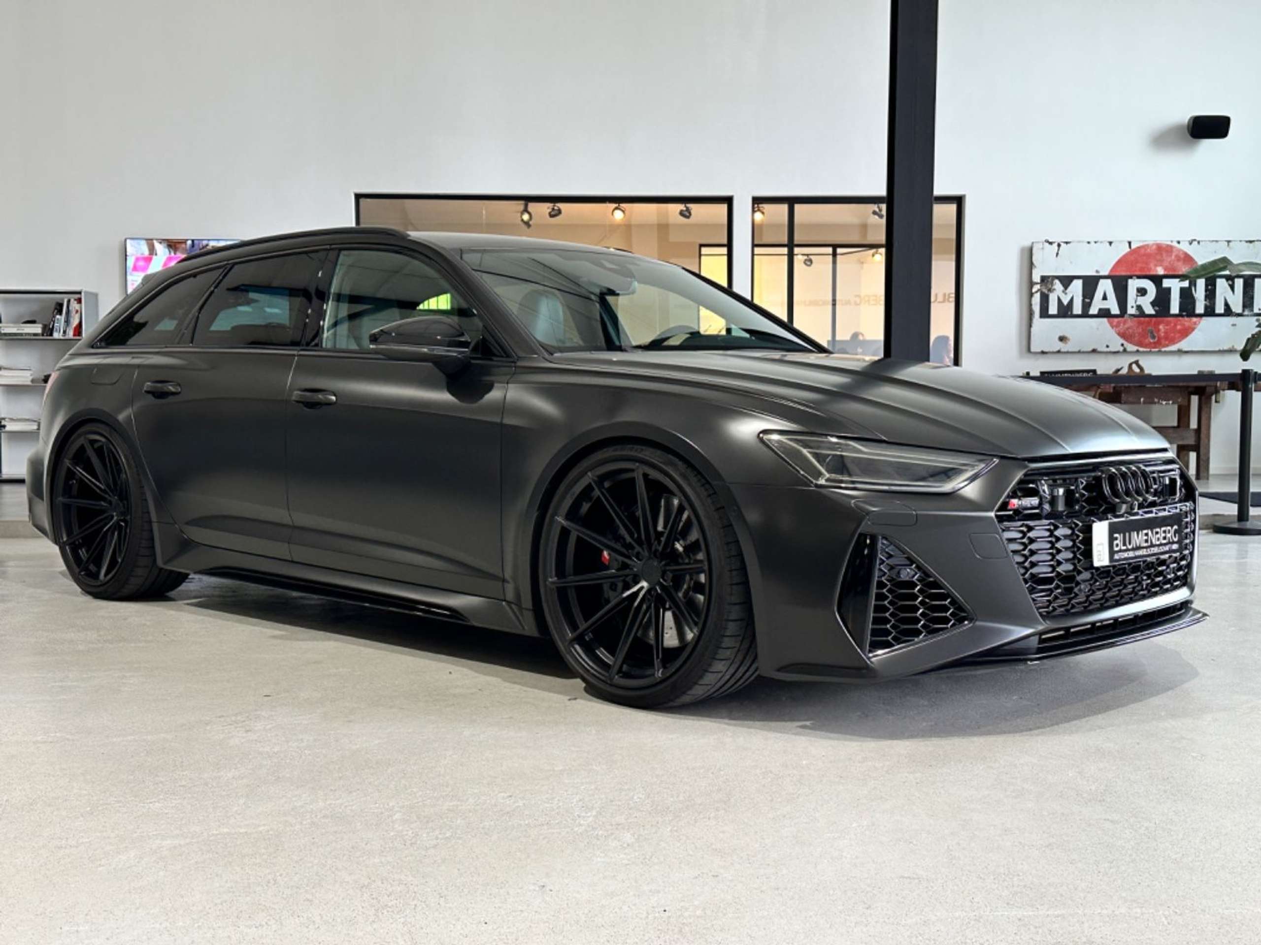 Audi - RS6