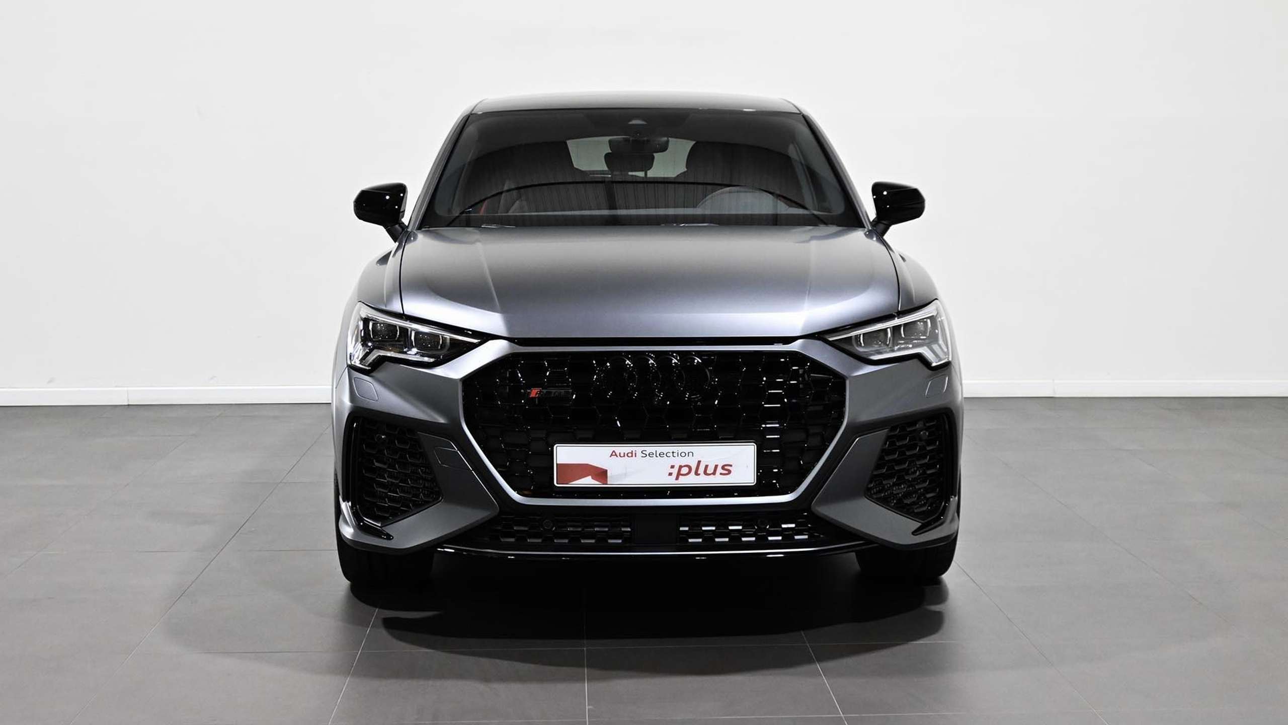 Audi - RS Q3