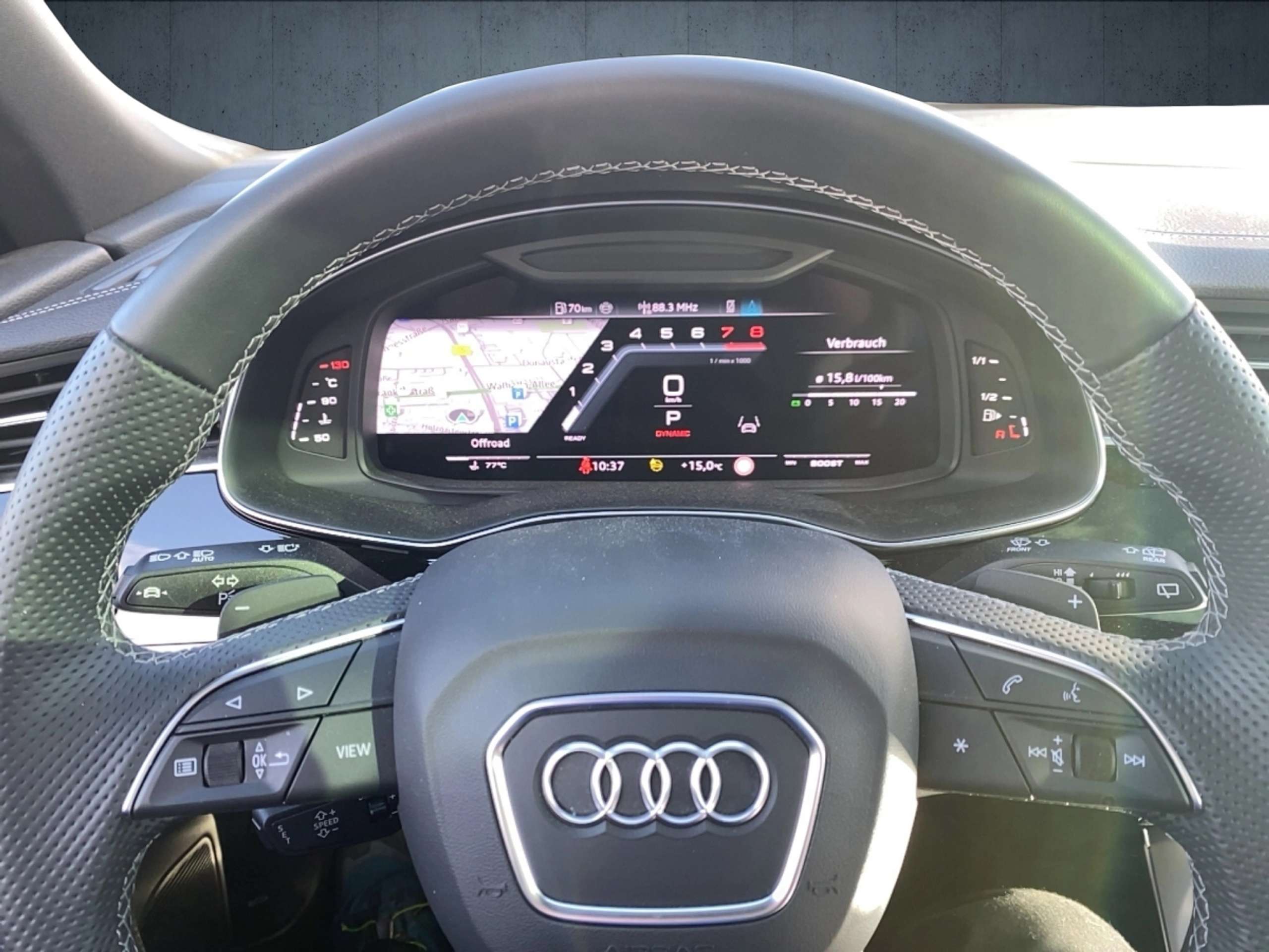 Audi - SQ8