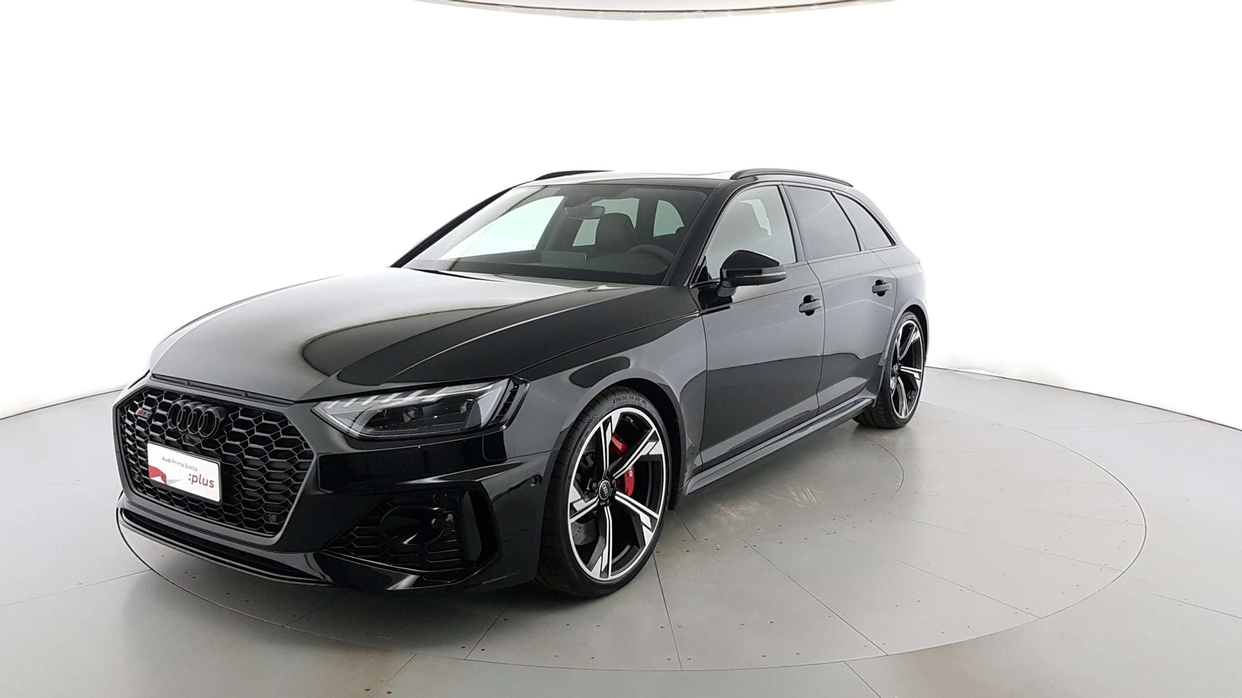 Audi RS4 2024