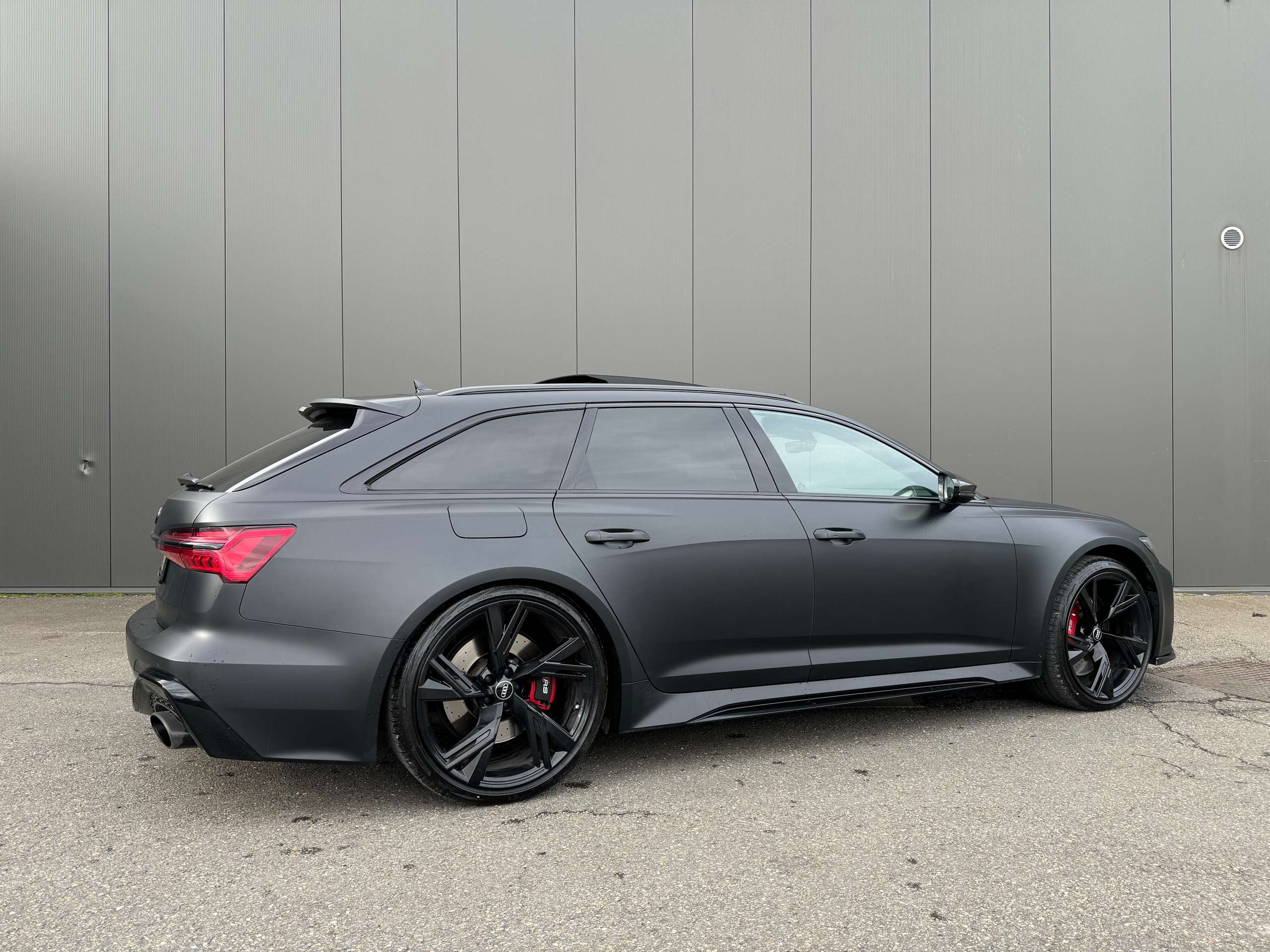 Audi - RS6