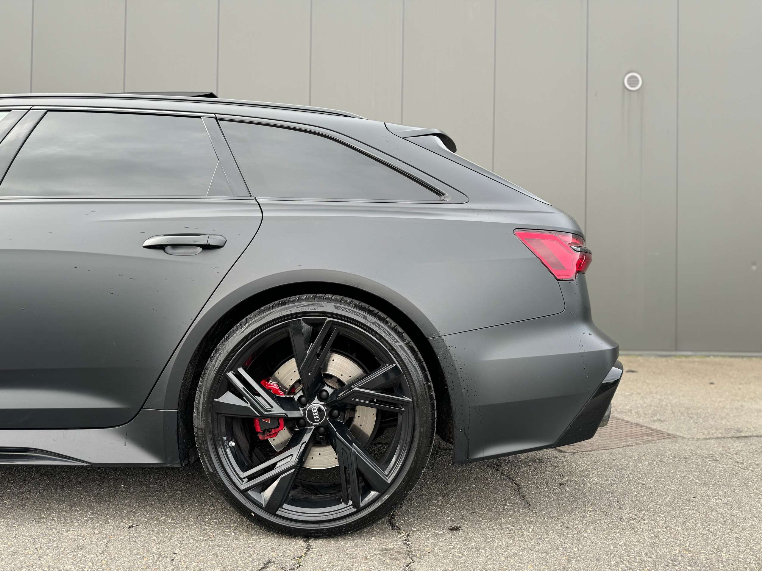 Audi - RS6