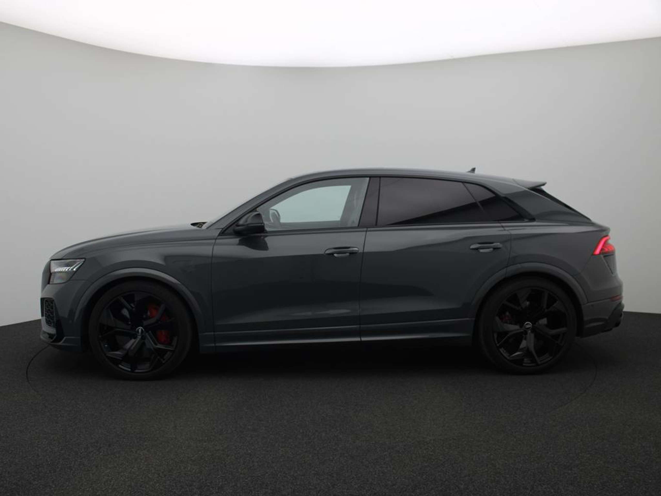 Audi - RS Q8