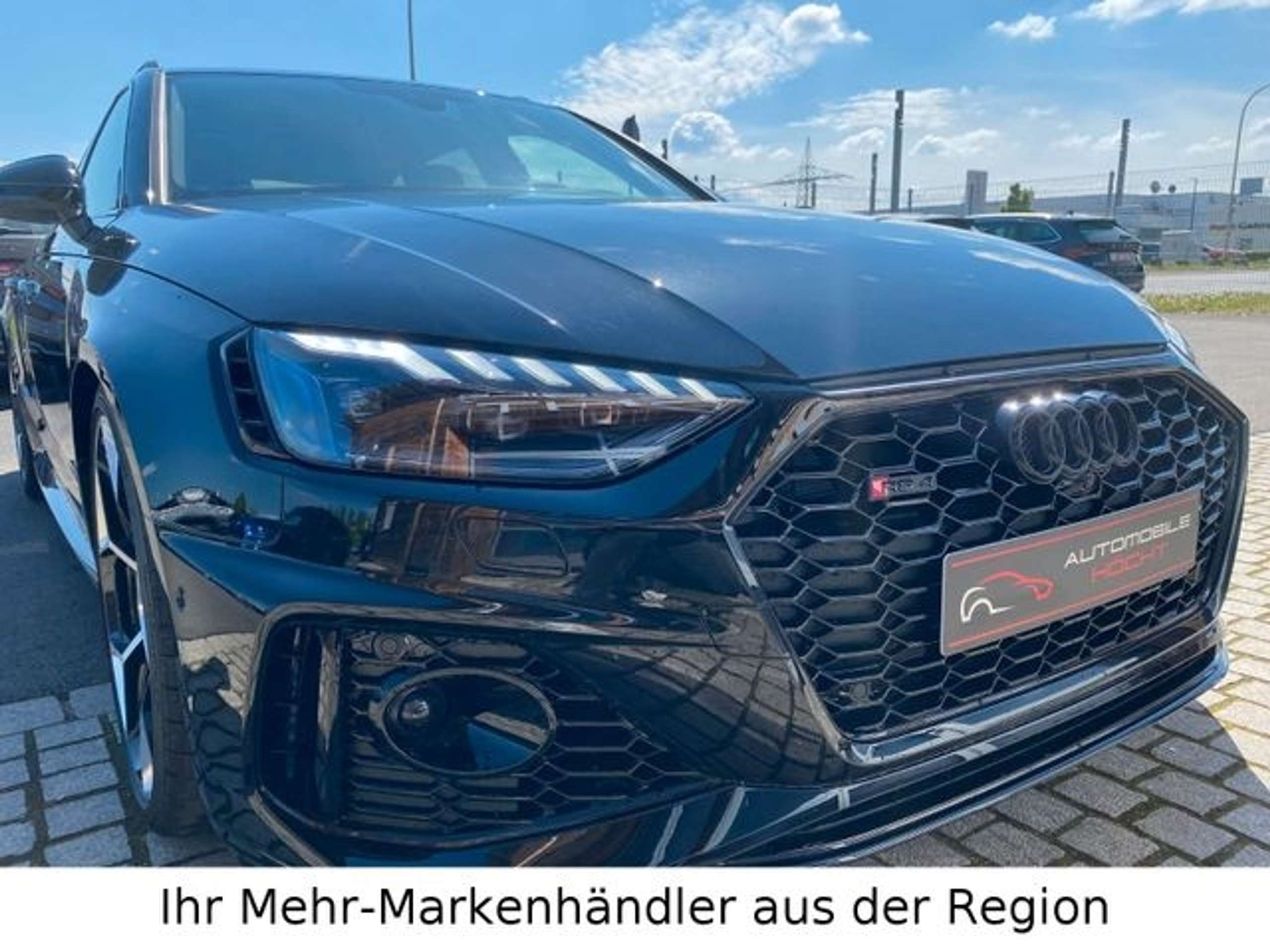 Audi - RS4