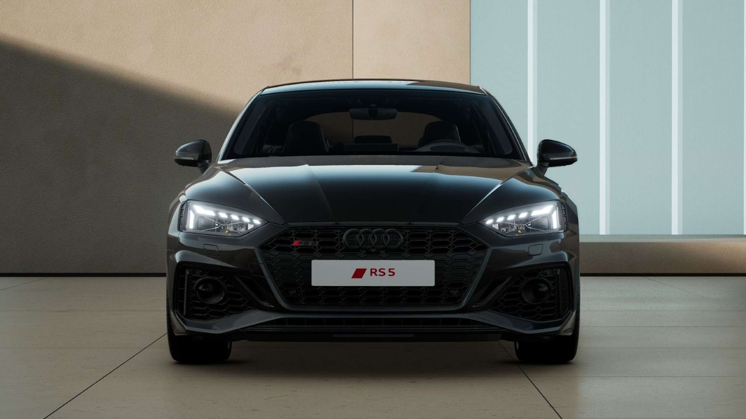 Audi - RS5