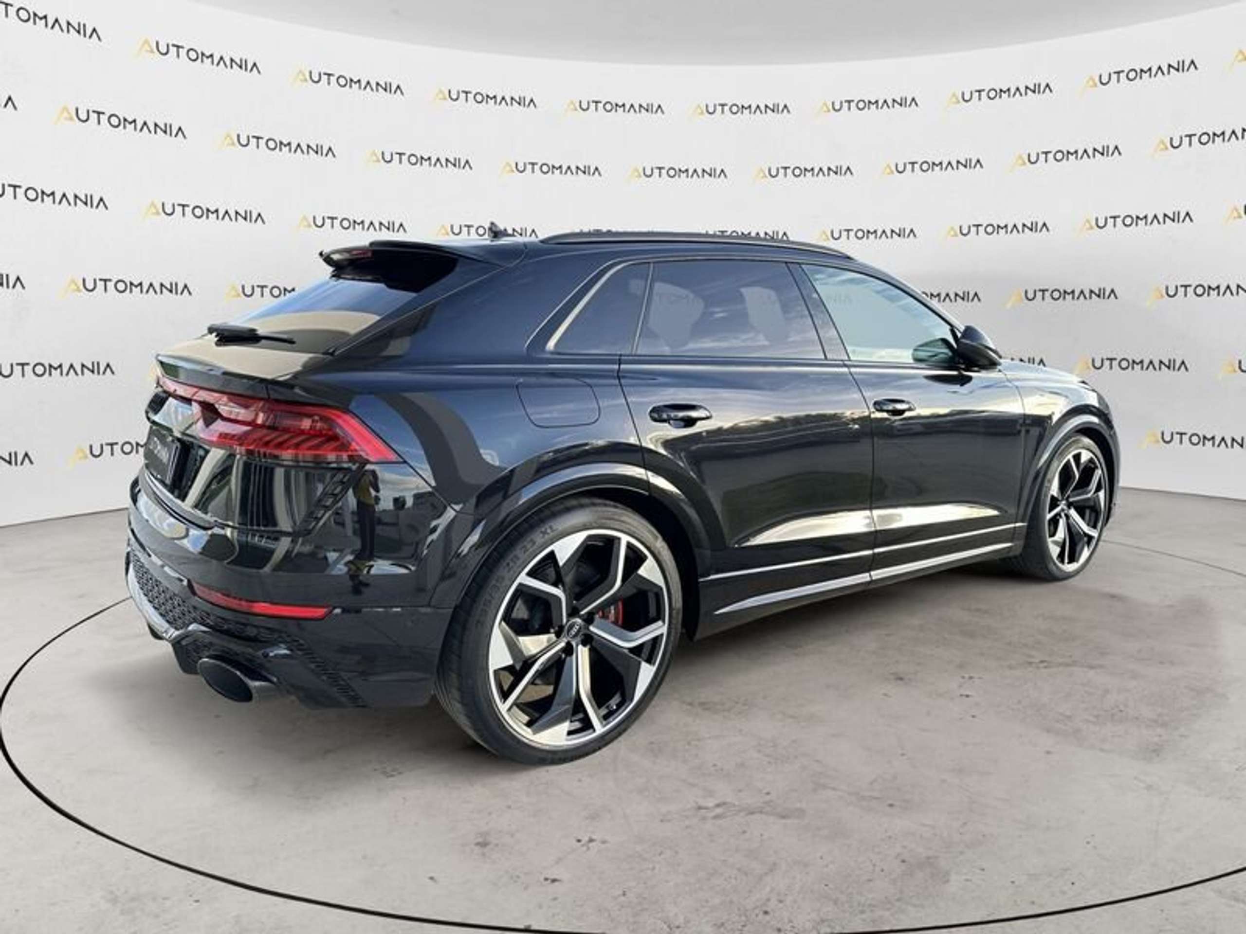 Audi - RS Q8