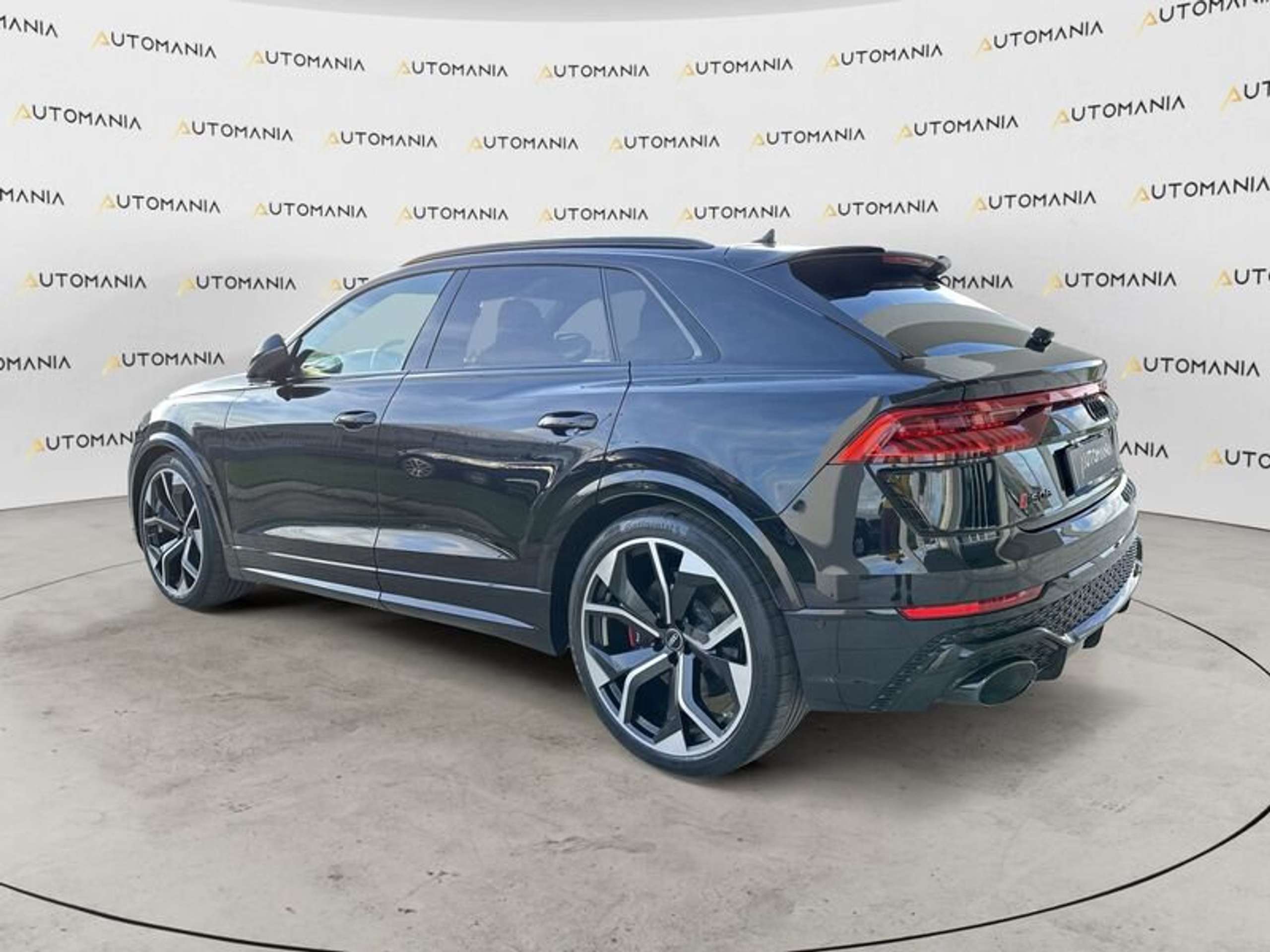 Audi - RS Q8