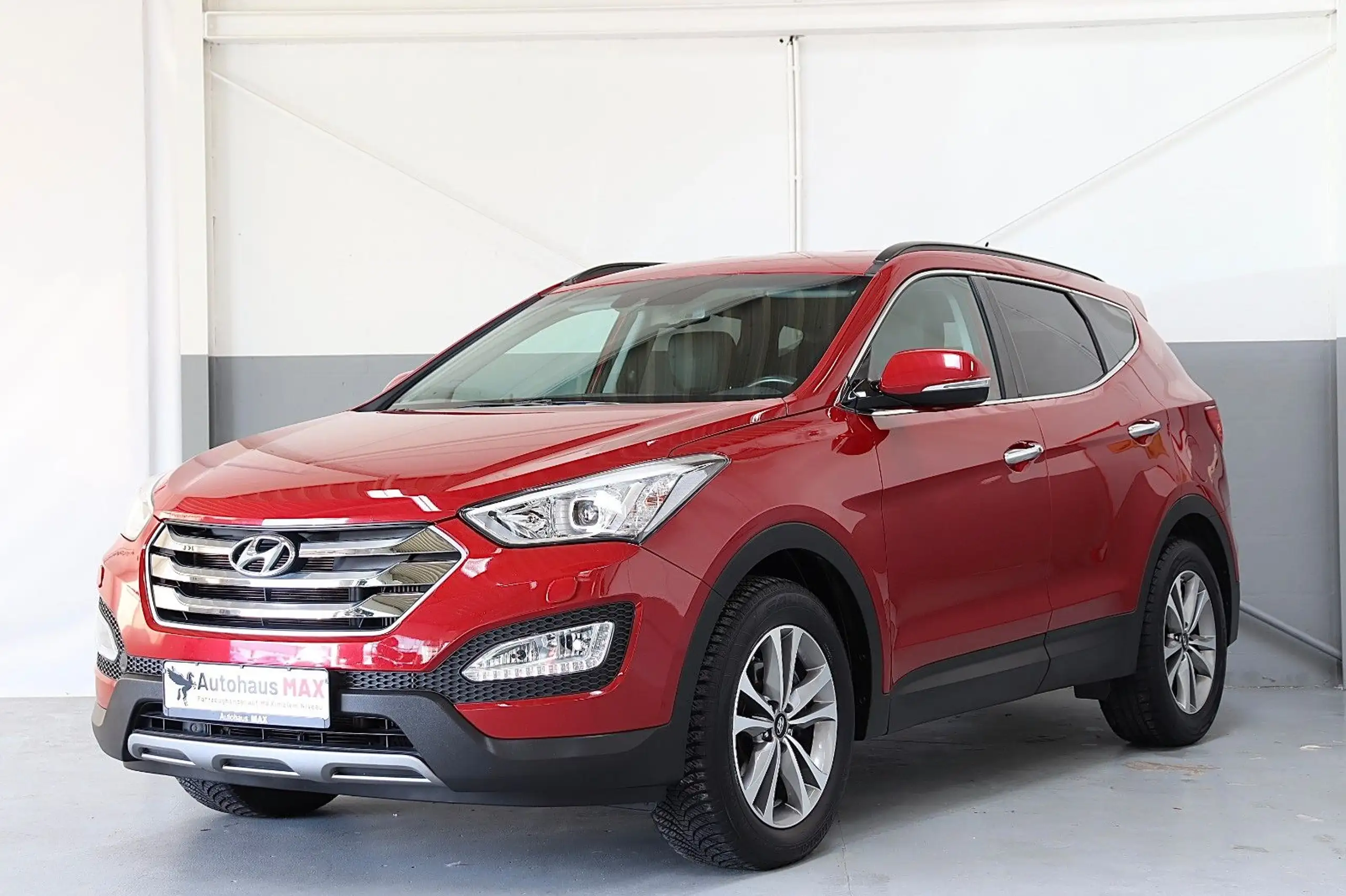 Hyundai - SANTA FE