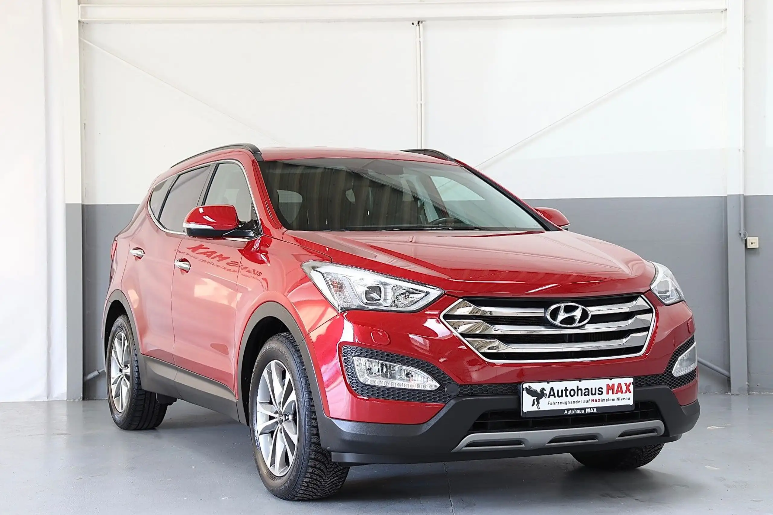 Hyundai - SANTA FE