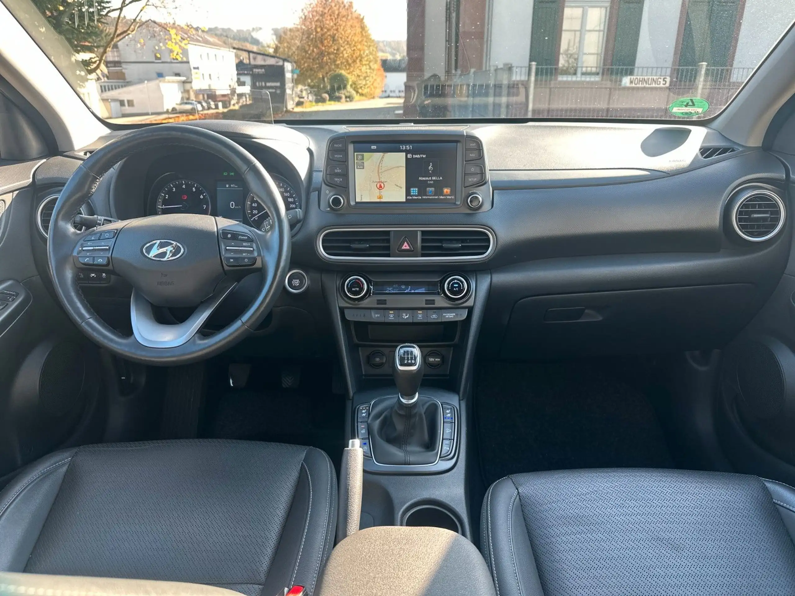 Hyundai - KONA