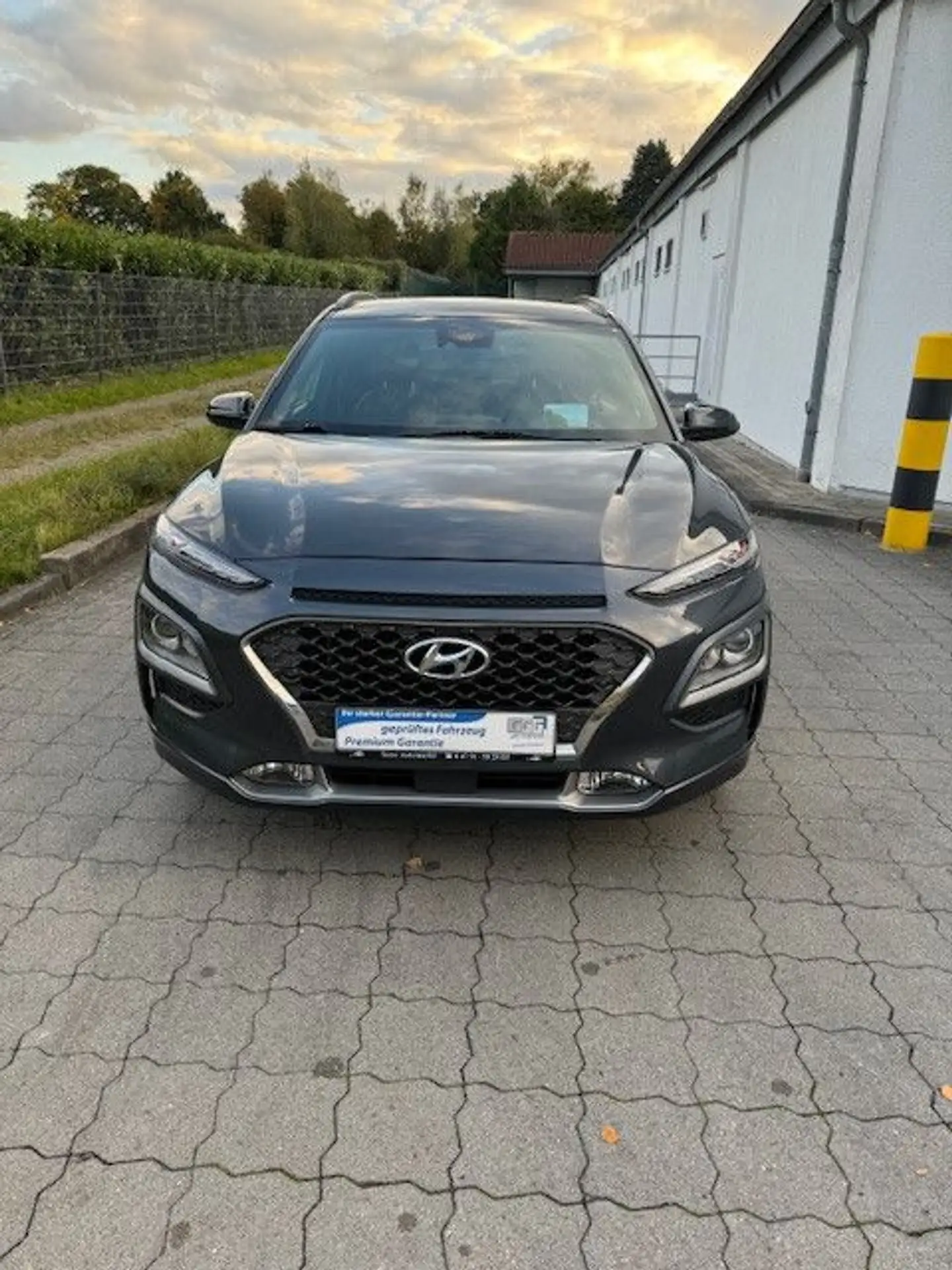 Hyundai - KONA