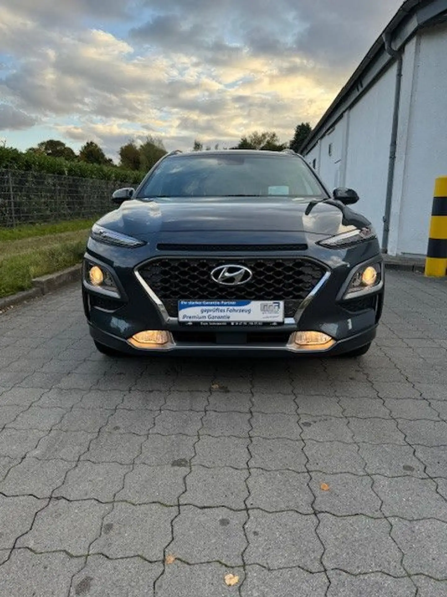 Hyundai - KONA