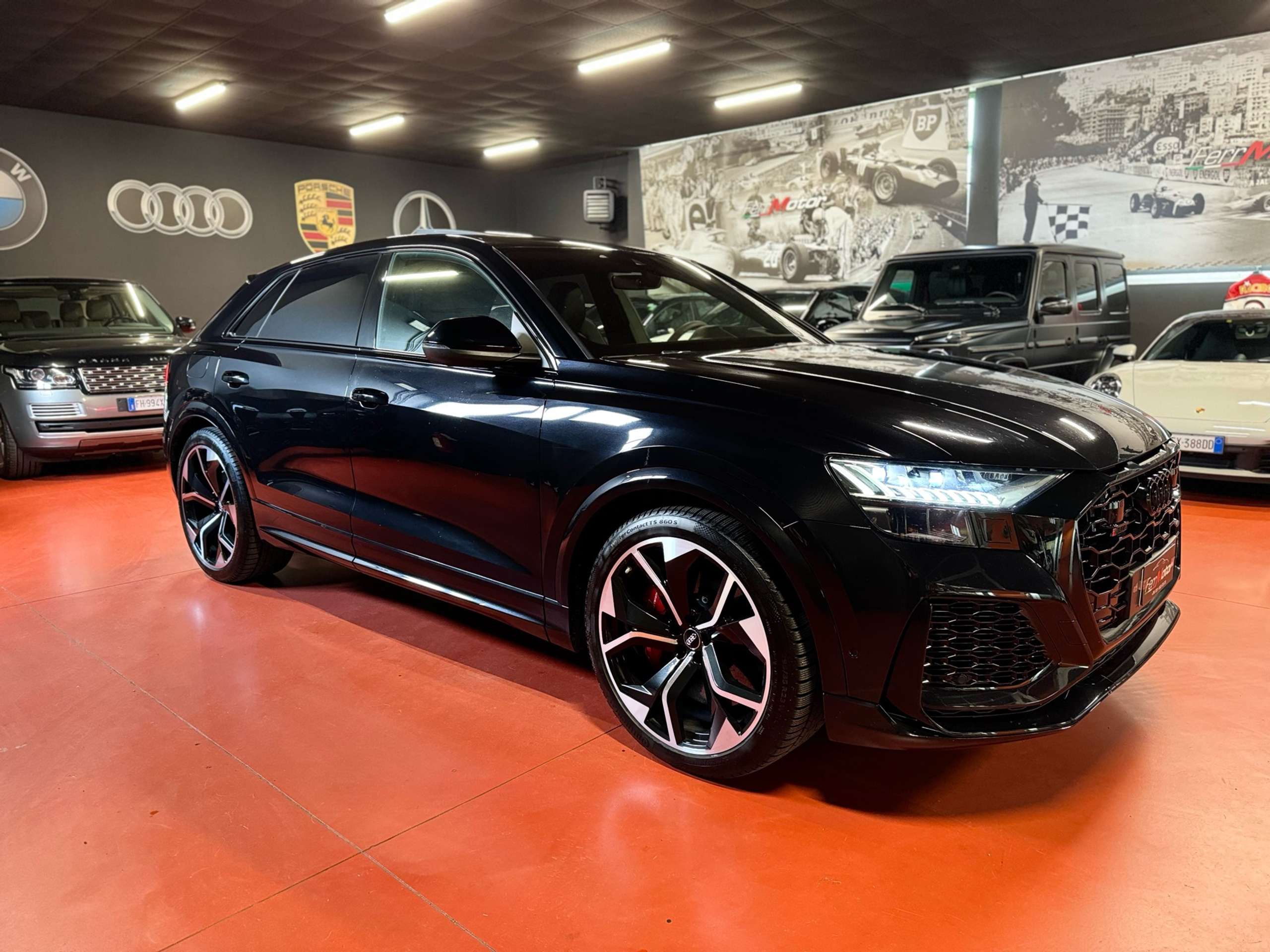 Audi - RS Q8