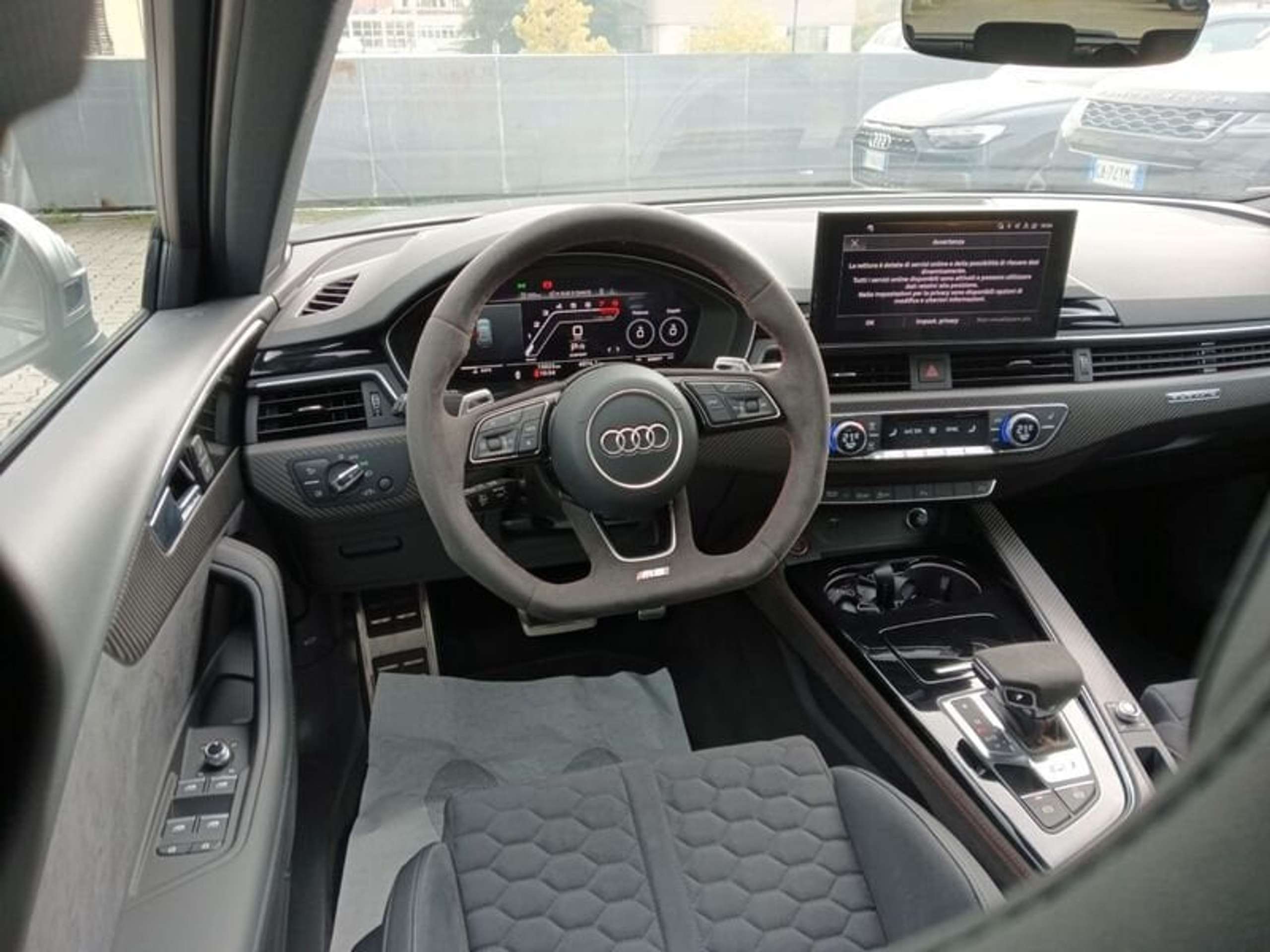 Audi - RS4