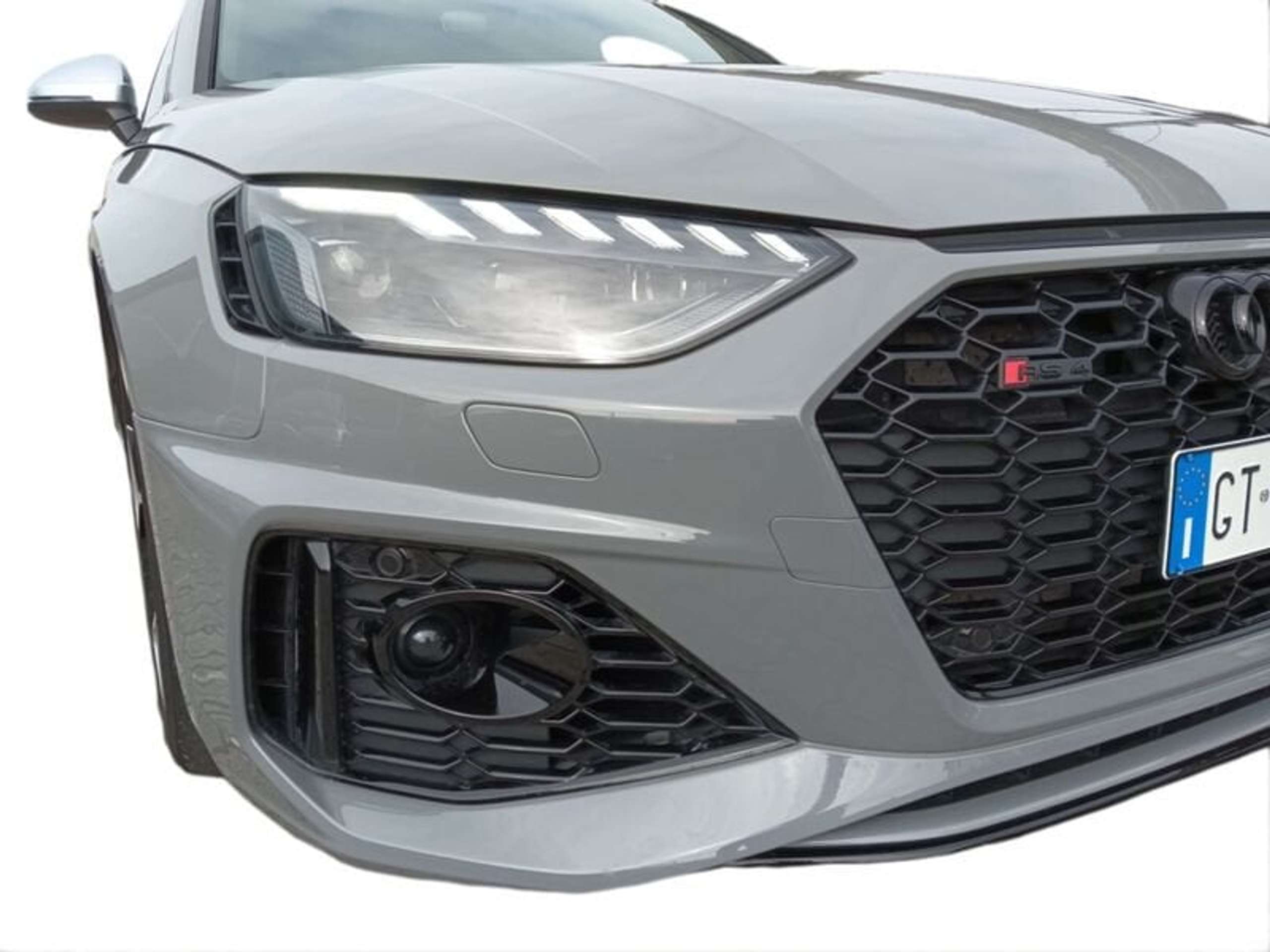 Audi - RS4